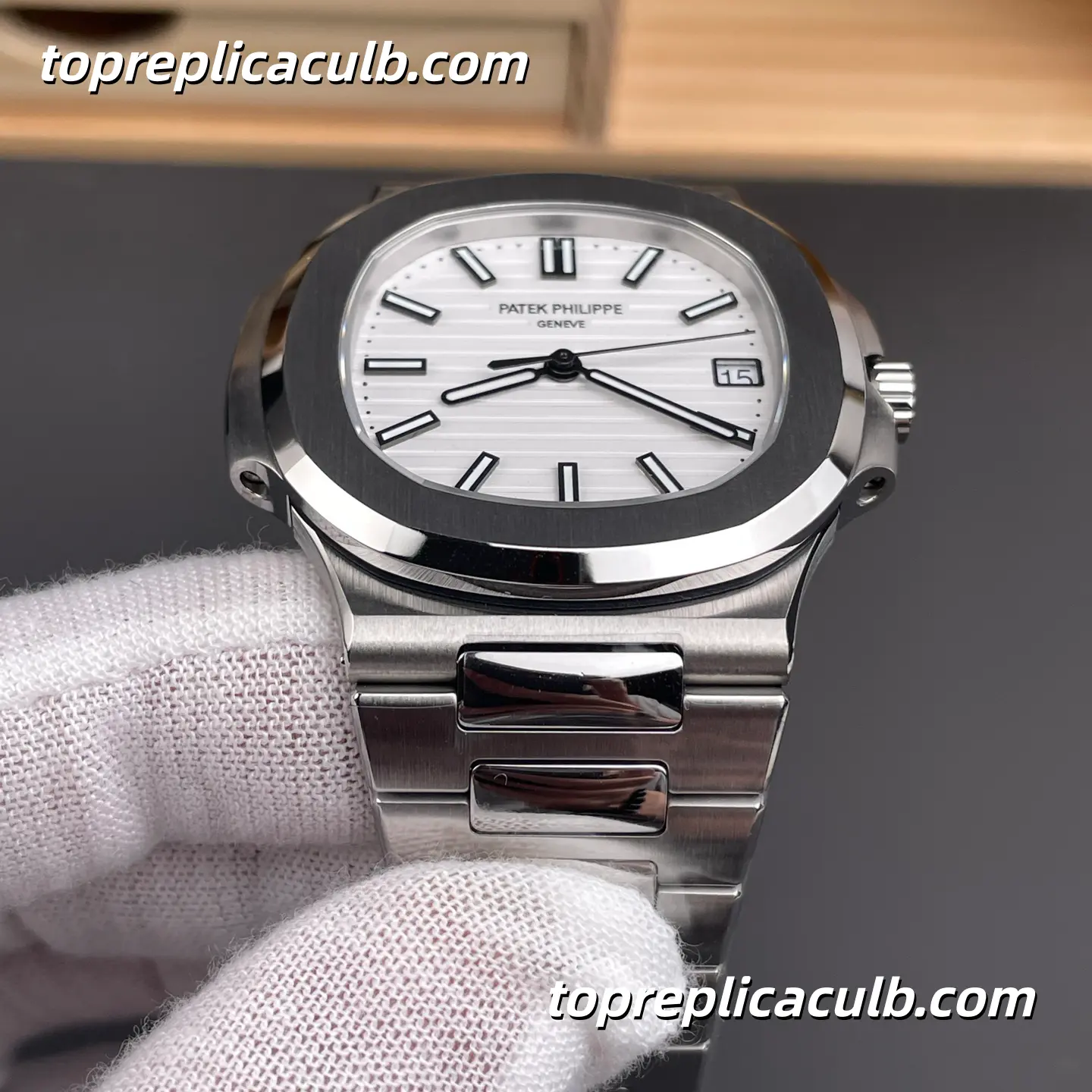 3K Factory Patek Philippe Nautilus 5711/1A-011 Super Clone Watch 40mm White Horizontal Embossed Dial Stainless Steel Bracelet Automatic Movement - Image 3