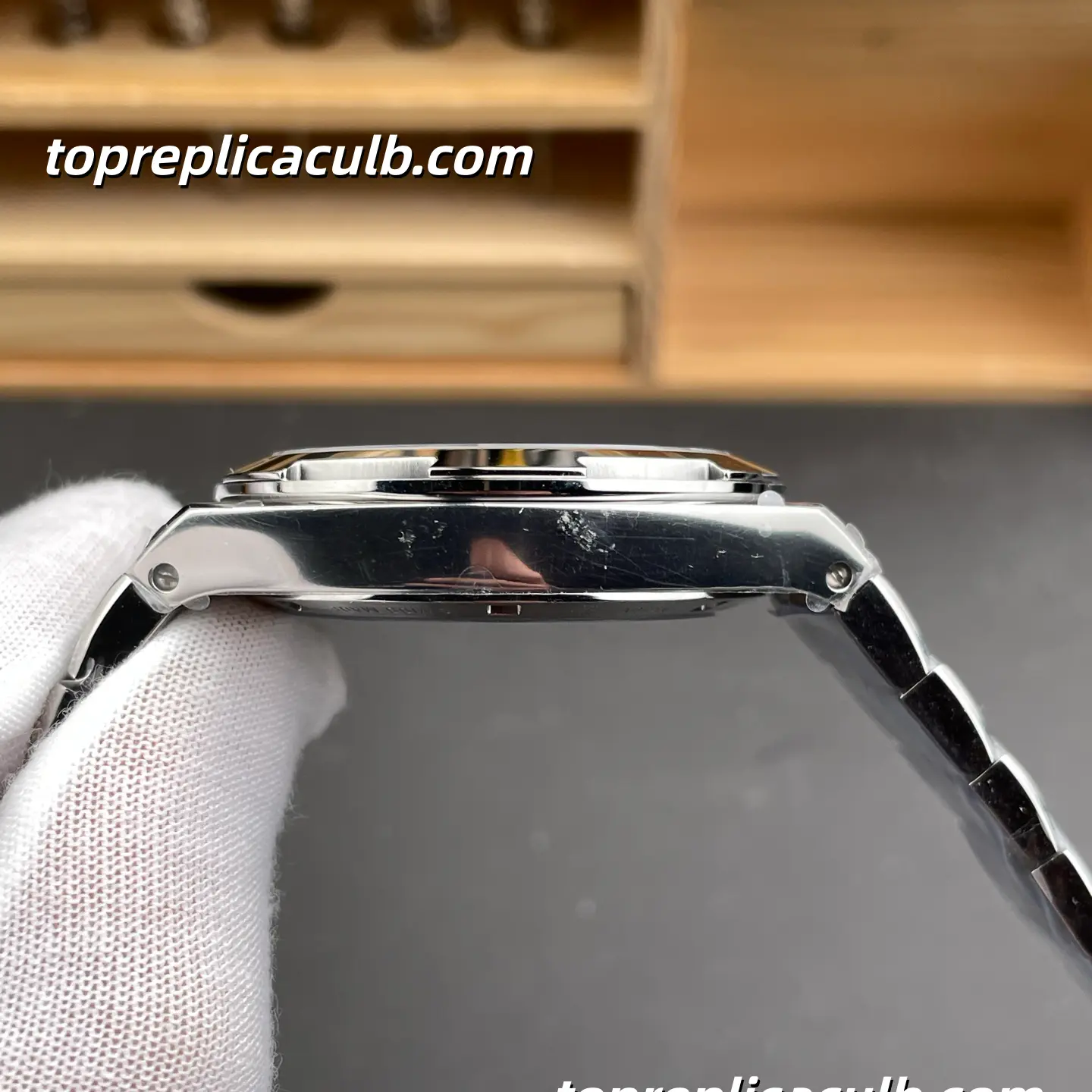 8F Factory Vacheron Constantin Overseas 4500V/210A-B483 Super Clone Watch 41mm Stainless Steel Black Dial Integrated Bracelet 5100 Movement - Image 7