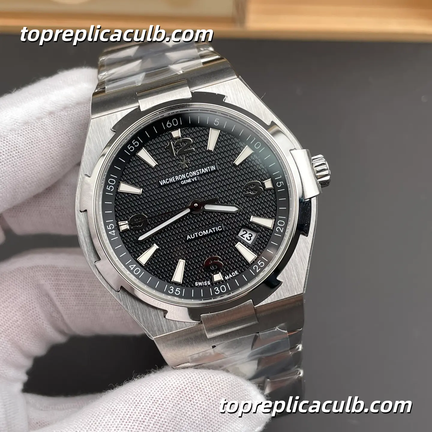 8F Factory Vacheron Constantin Overseas 47040/B01A-9094 Super Clone Watch Stainless Steel Black Textured Dial Integrated Bracelet Cal.1226 Movement - Image 4