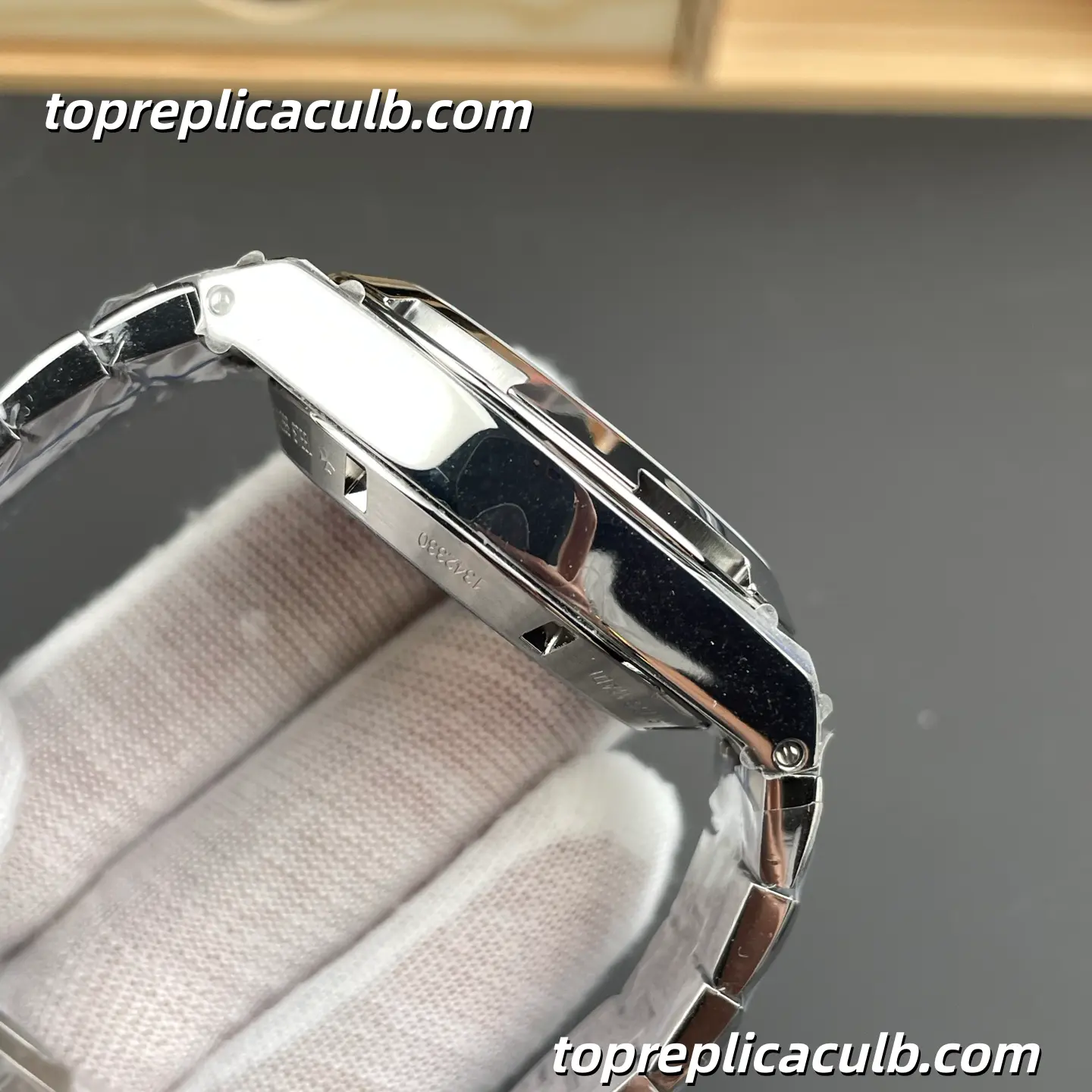 8F Factory Vacheron Constantin Overseas Chronograph 5500V/110A-B148 Super Clone Watch 42.5mm Stainless Steel Blue Dial Bracelet 5200 Movement - Image 7