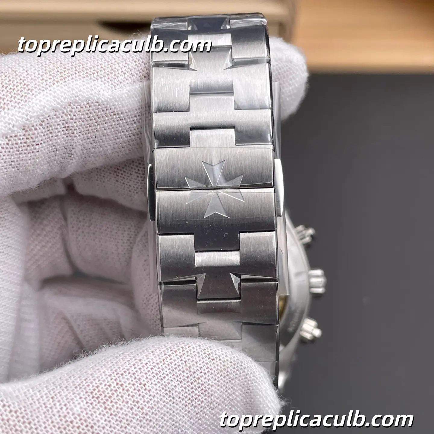 8F Factory Vacheron Constantin Overseas Chronograph 5500V/110A-B148 Super Clone Watch 42.5mm Stainless Steel Blue Dial Bracelet 5200 Movement - Image 9