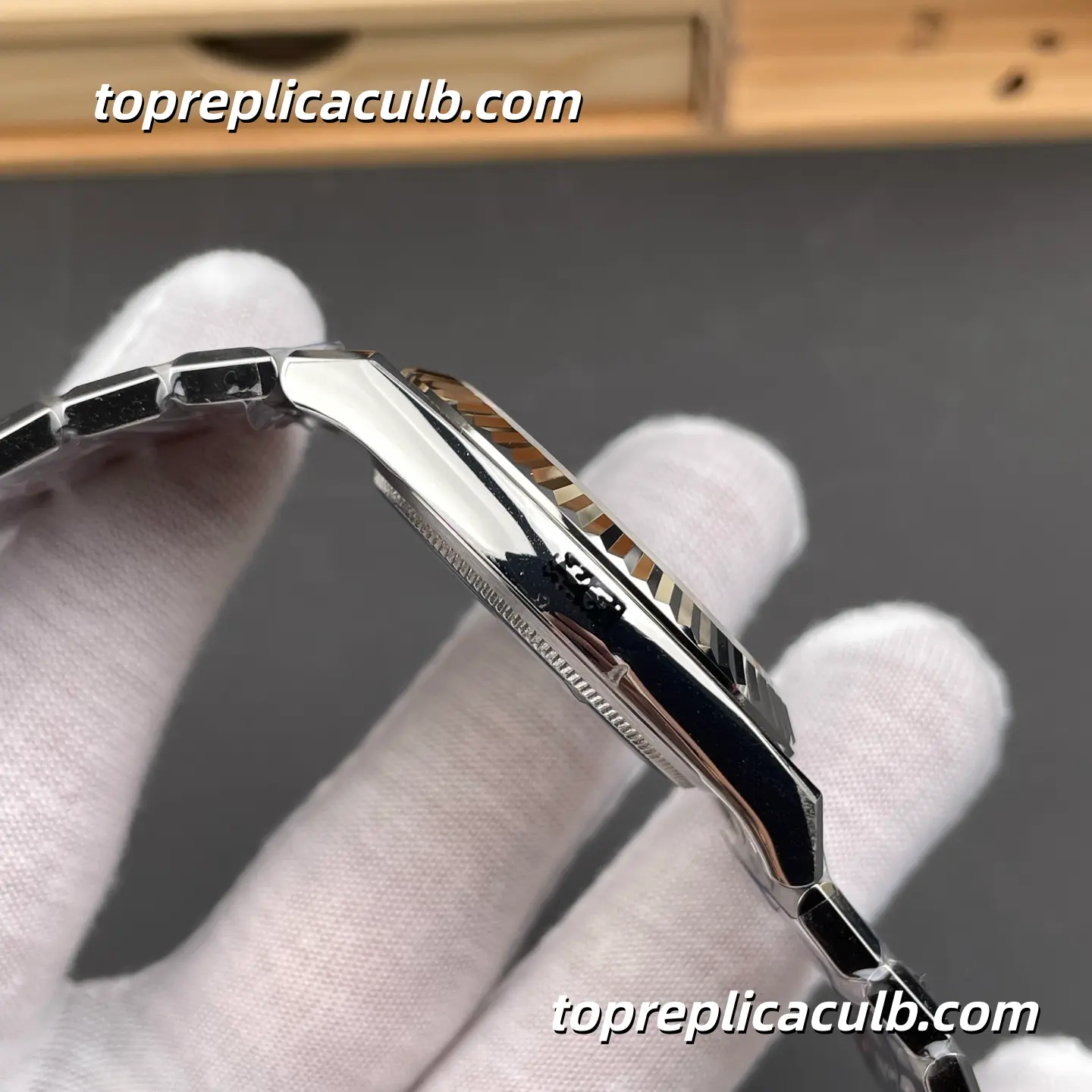8+Factory Rolex Land-Dweller 127336-0001 40MM Ice Blue Honeycomb Dial Fluted Bezel Platinum Super Clone Watch with 7135 Movement - Image 6