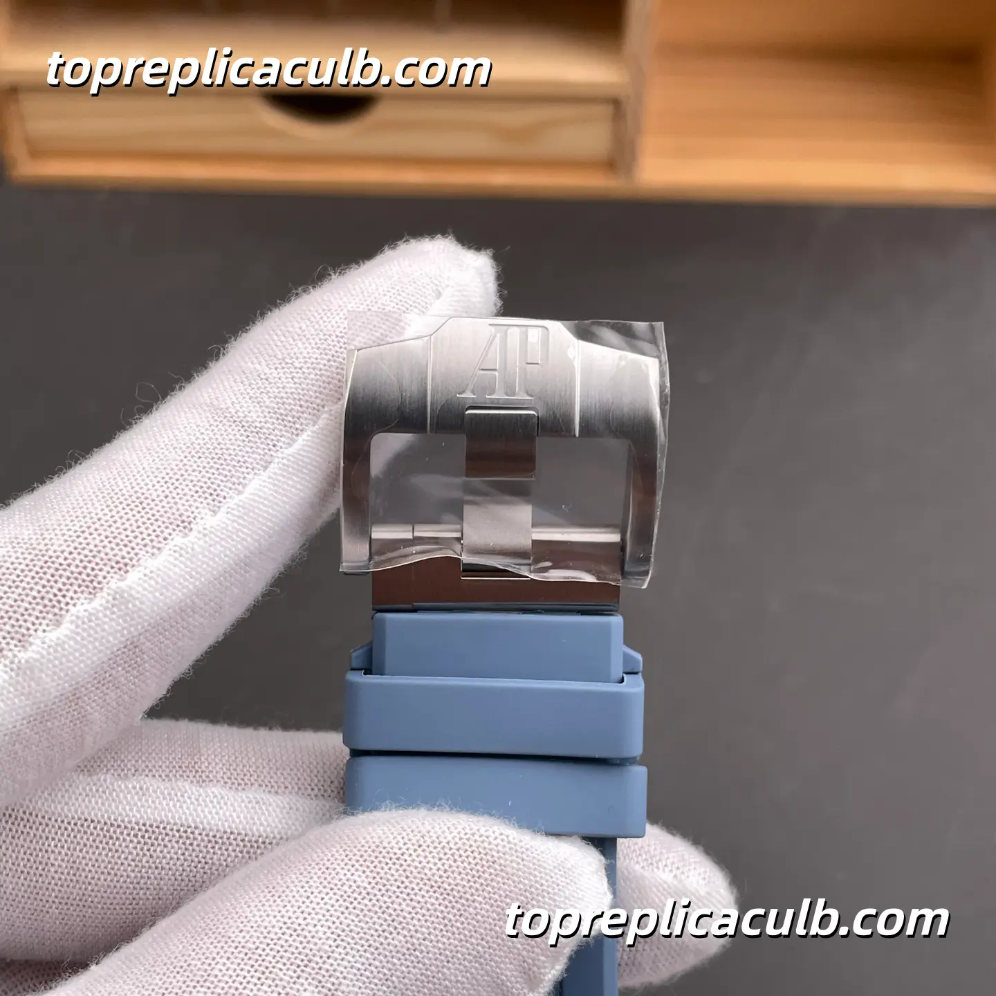 APP Factory Audemars Piguet Royal Oak Offshore Ref.15605SK.OO.A350CA.01 43MM Light Blue Dial Super Clone Watch with Blue Rubber Strap and 1:1 Automatic Movement - Image 8