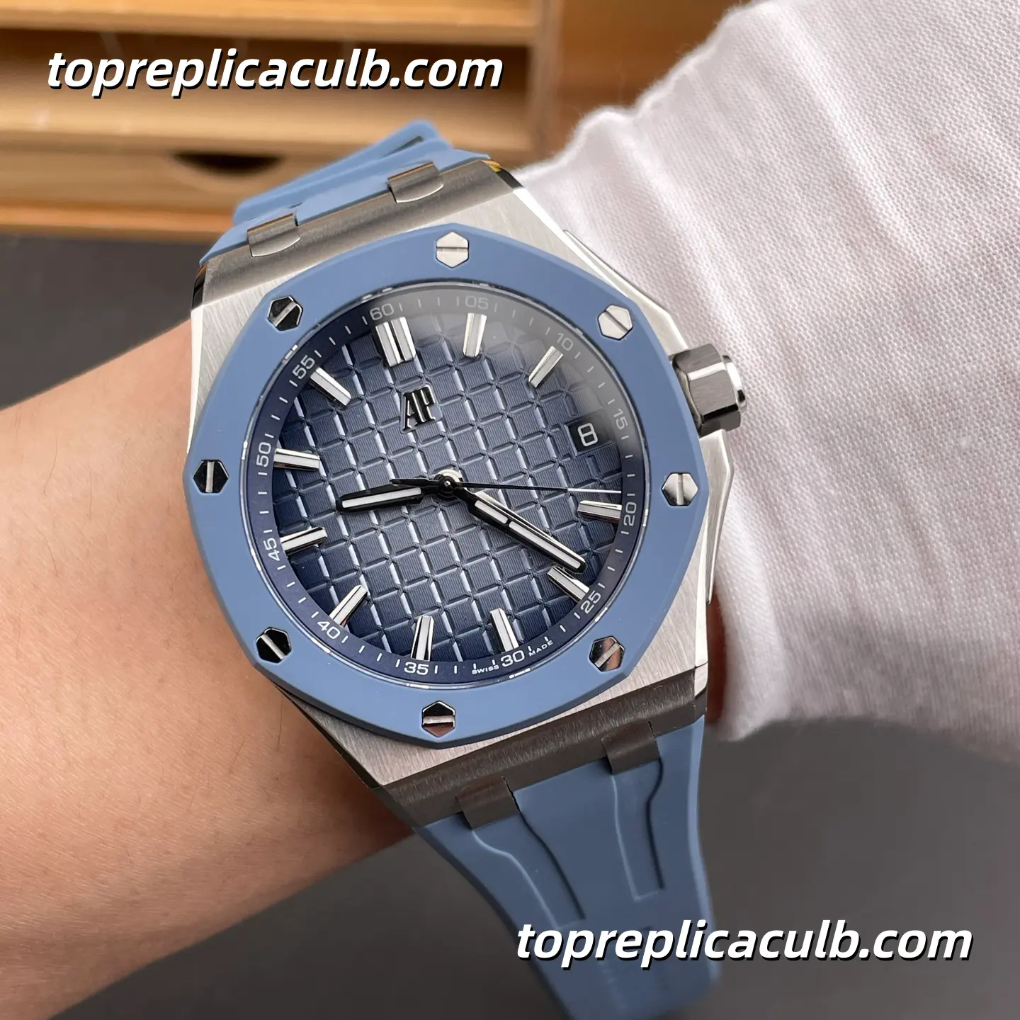 APP Factory Audemars Piguet Royal Oak Offshore Ref.15605SK.OO.A350CA.01 43MM Light Blue Dial Super Clone Watch with Blue Rubber Strap and 1:1 Automatic Movement - Image 2