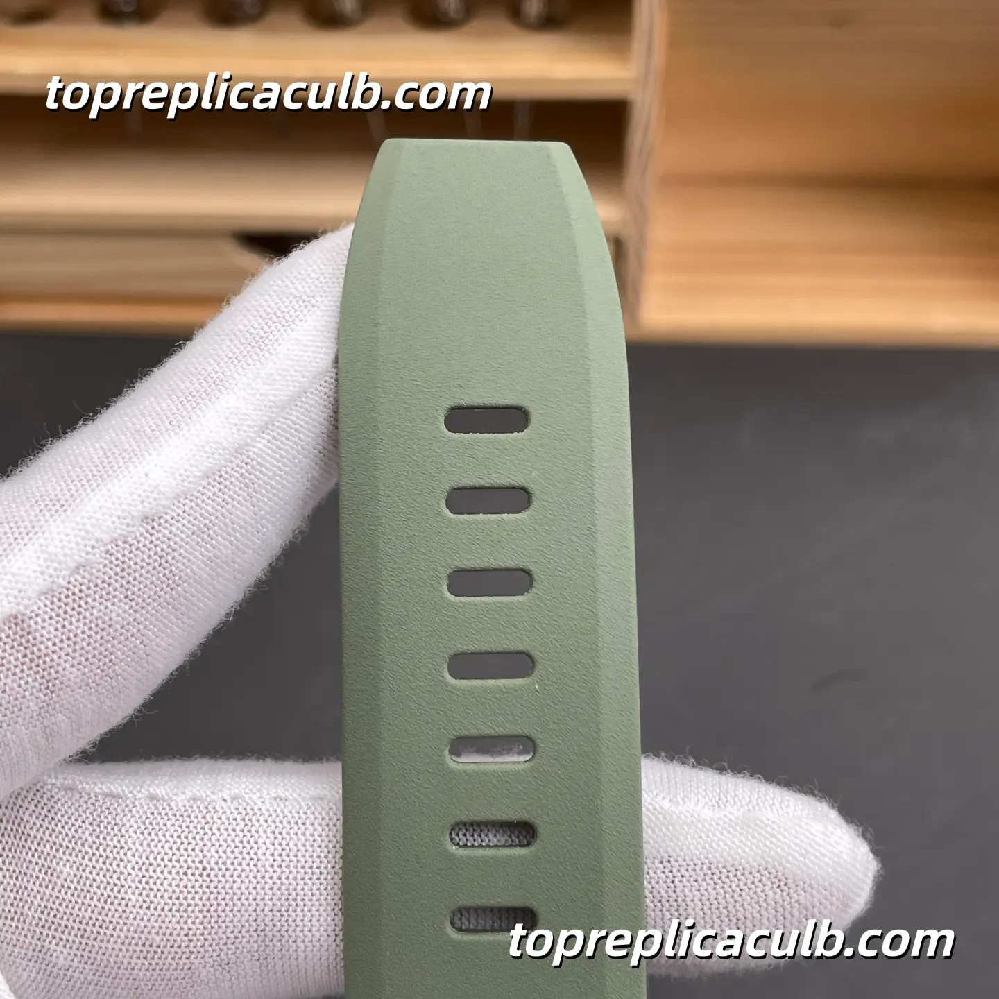 APS Factory Audemars Piguet Royal Oak Offshore Ref.15720ST.OO.A052CA.01 42MM Green Dial “Avocado” Super Clone Watch with Green Rubber Strap and APS Automatic Movement - Image 9