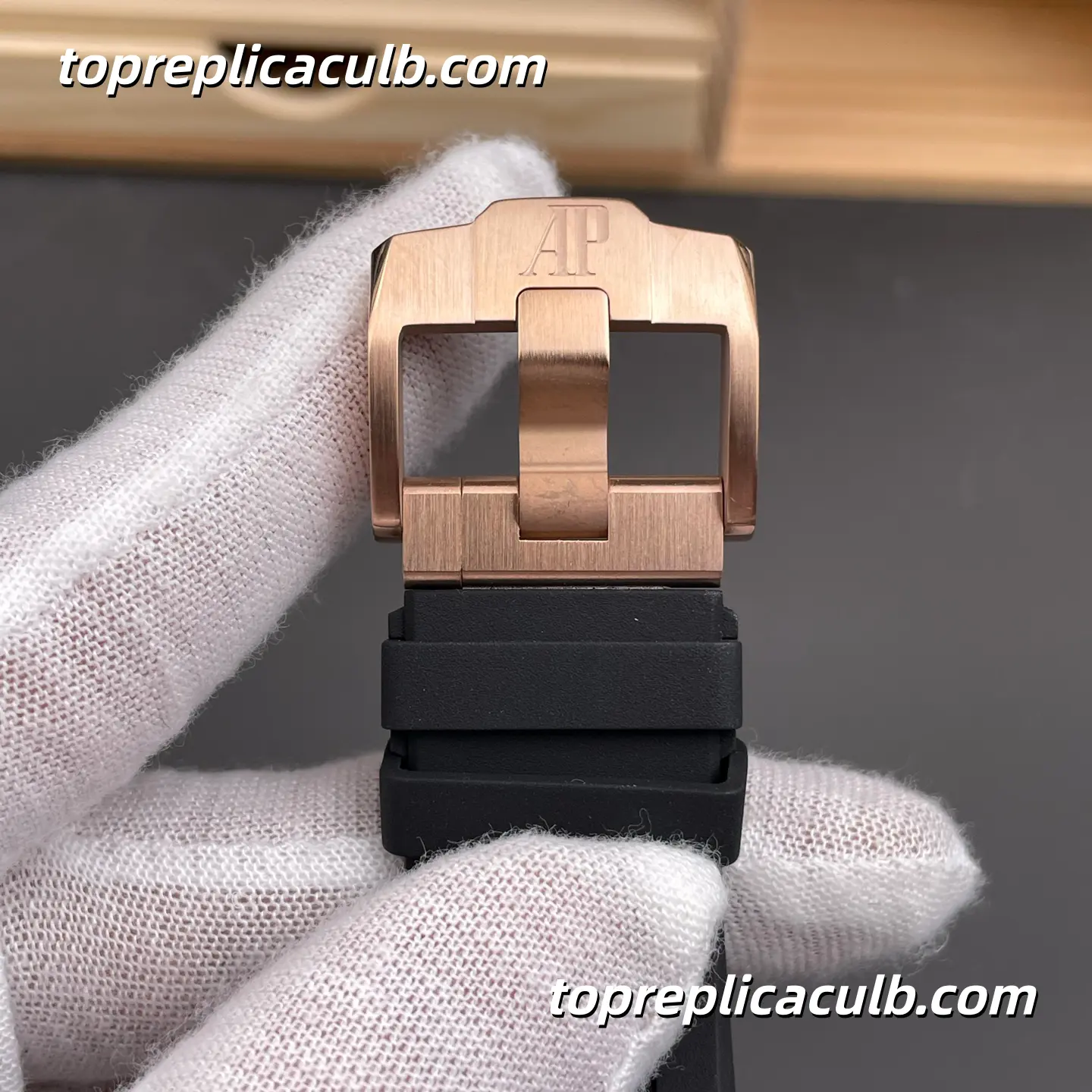 APS Factory Audemars Piguet Royal Oak Offshore Chronograph 43MM Rose Gold Black Dial Super Clone Watch with Black Rubber Strap and 4401 Flyback Chronograph Automatic Movement - Image 8