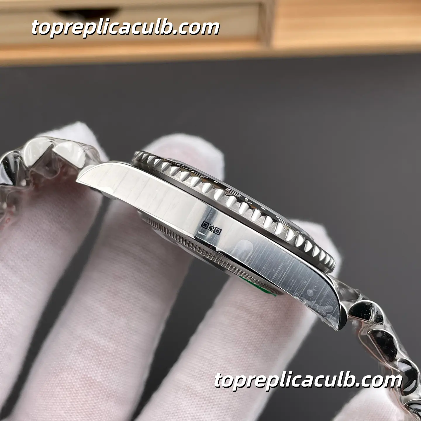 ARF Factory Rolex GMT-Master II “Bruce Wayne” 126710GRNR-0003 40MM Black Dial Black & Grey Ceramic Bezel Jubilee Bracelet Super Clone Watch with 3285 Movement - Image 6