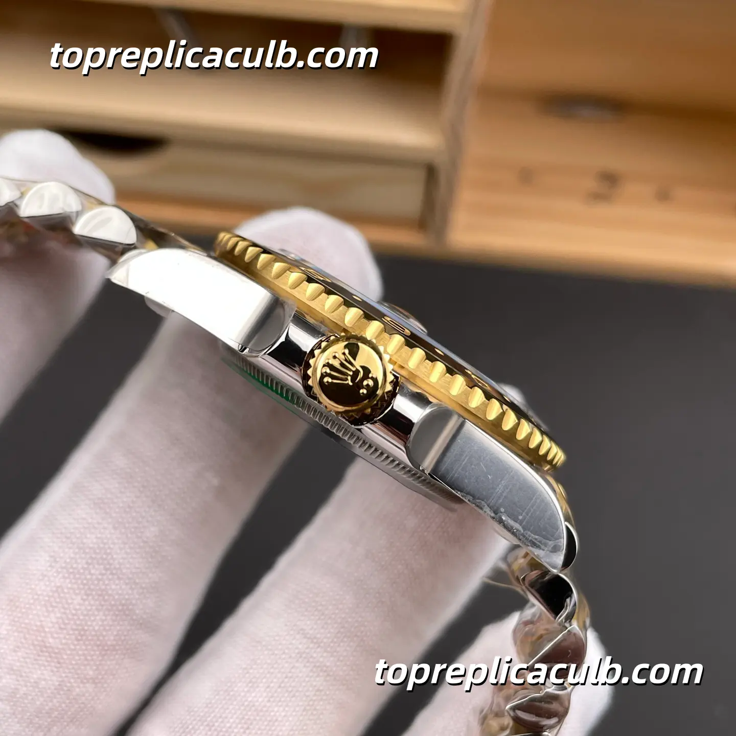 ARF Factory Rolex GMT-Master II “Guinness” 126713GRNR-0001 40MM Black Dial Black & Grey Ceramic Bezel Two Tone Jubilee Bracelet Super Clone Watch with 3285 Movement - Image 5