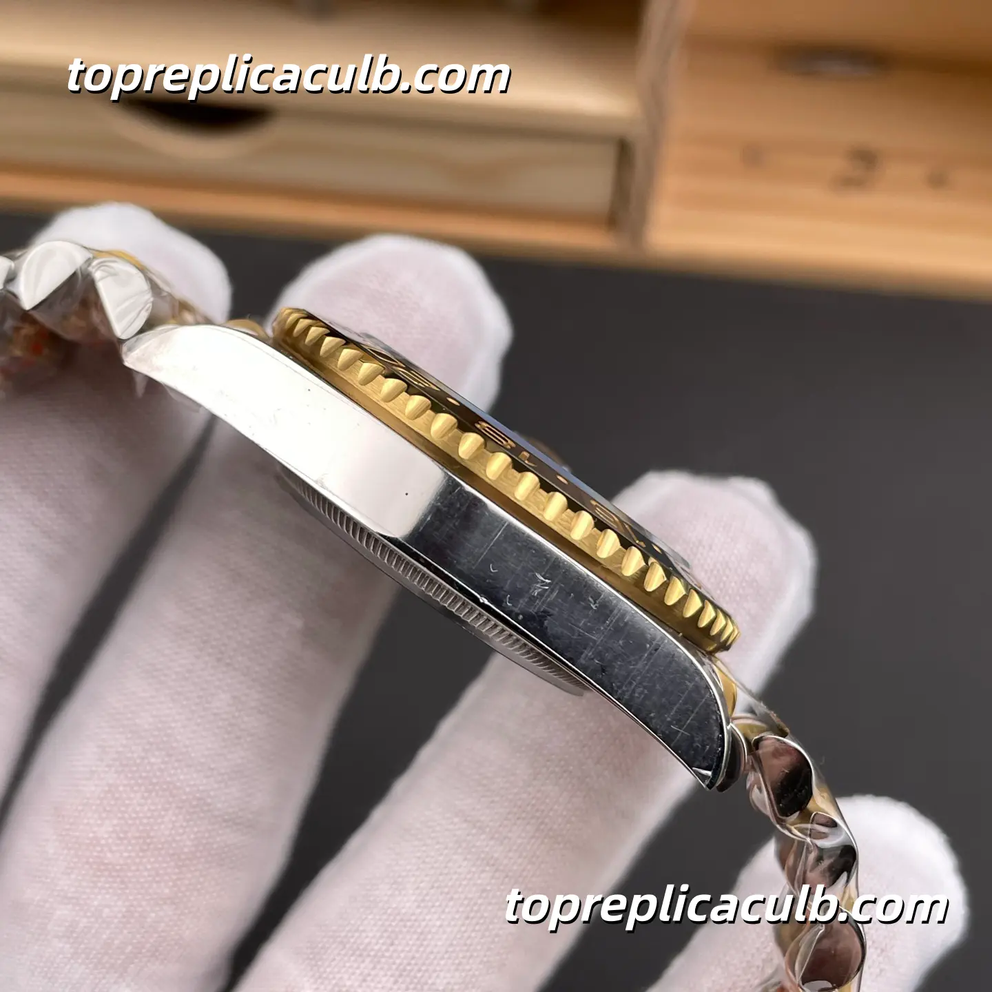 ARF Factory Rolex GMT-Master II “Guinness” 126713GRNR-0001 40MM Black Dial Black & Grey Ceramic Bezel Two Tone Jubilee Bracelet Super Clone Watch with 3285 Movement - Image 6
