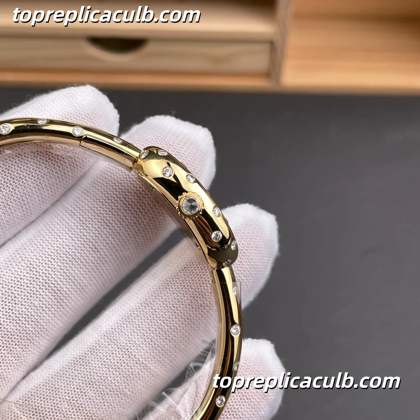 BBA Factory Cartier Baignoire Super Clone Watch Gold Dial Diamond Bezel WJBA0063 - Image 6