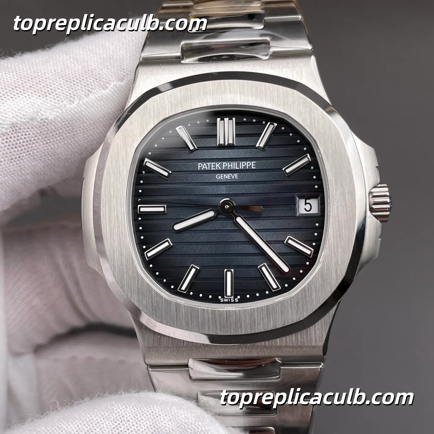 BBF Factory Patek Philippe Nautilus Series 5711/1A-001 Super Clone Watch 40mm Blue Dial Stainless Steel Bracelet Automatic Movement - Image 3