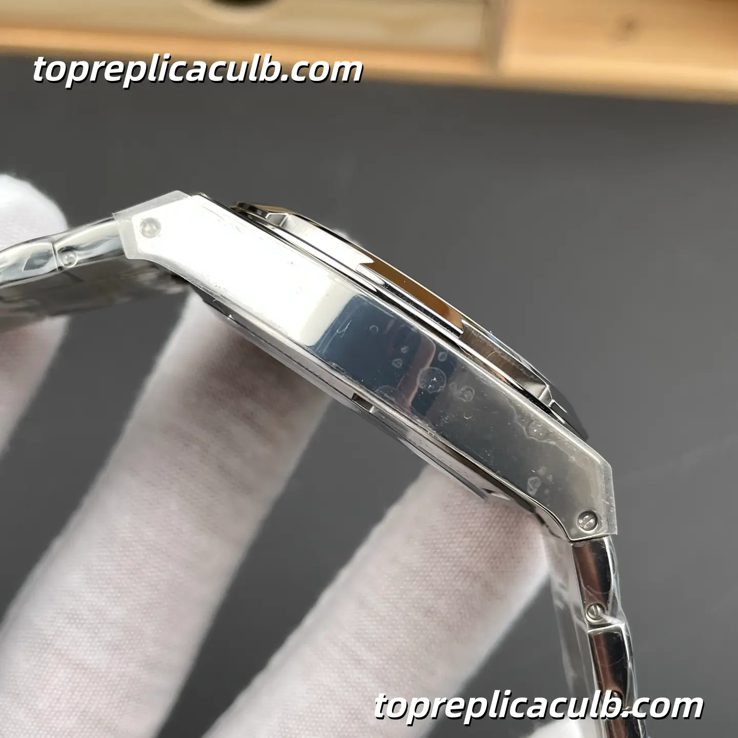 BBS Factory Vacheron Constantin Overseas Tourbillon 6000V/110A-B544 Super Clone Watch Stainless Steel Blue Dial Integrated Bracelet 2160 Movement - Image 7