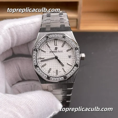 BF Factory Audemars Piguet Royal Oak 33MM 67651ST.ZZ.1261ST.01 Silver Grande Tapisserie Dial Diamond Bezel Stainless Steel Bracelet Super Clone Watch
