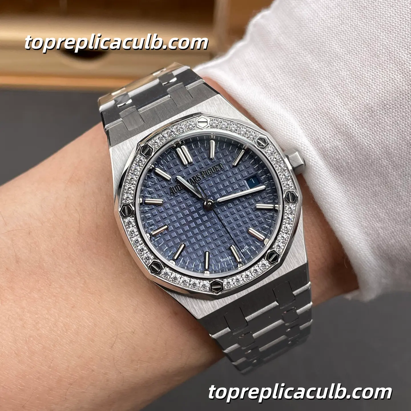 BF Factory Audemars Piguet Royal Oak 34MM 77351ST.ZZ.1261ST.01 Blue Grande Tapisserie Dial Diamond Bezel Stainless Steel Bracelet Super Clone Watch with Miyota/Citizen 9015 Automatic Movement - Image 2
