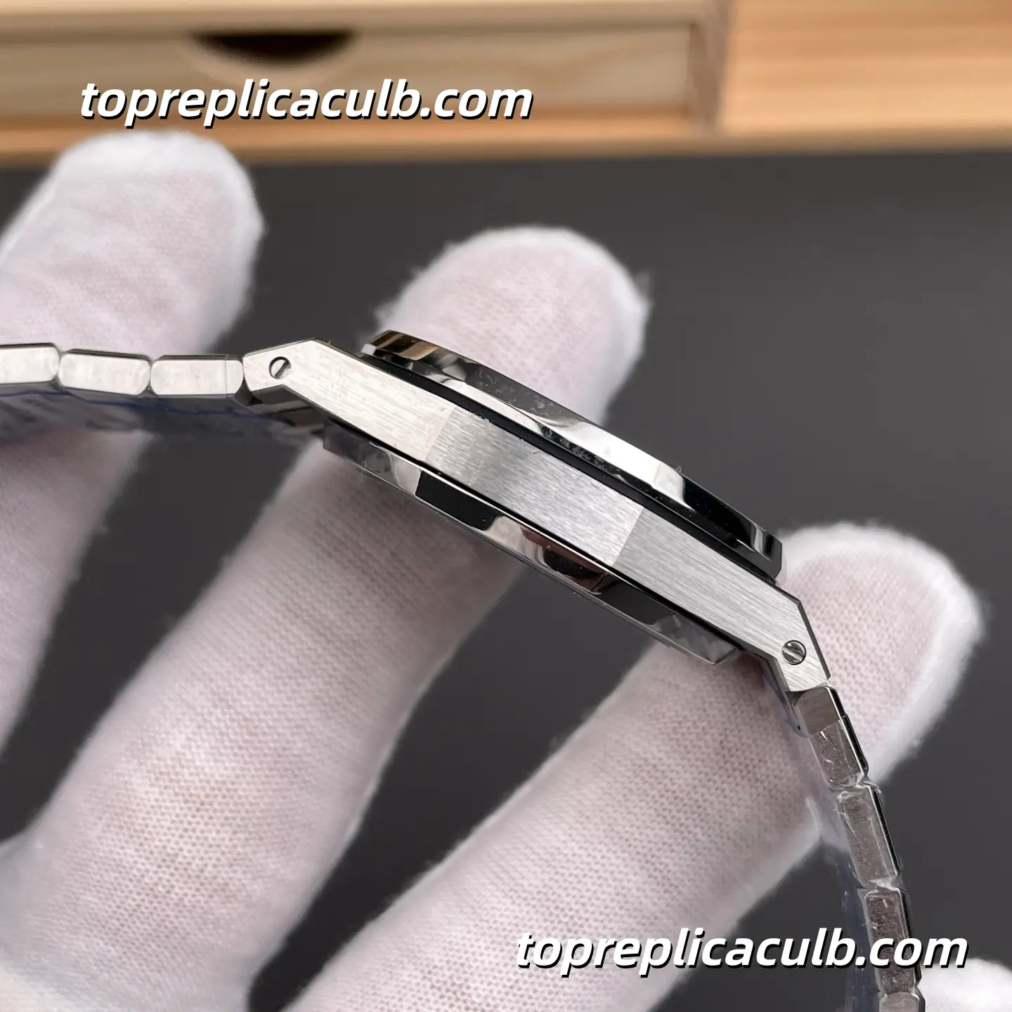 BF Factory Audemars Piguet Royal Oak 34MM 77451ST.ZZ.1361ST.03 Ice Blue “Grande Tapisserie” Dial Diamond Bezel Stainless Steel Bracelet Super Clone Watch with Quartz Movement - Image 6