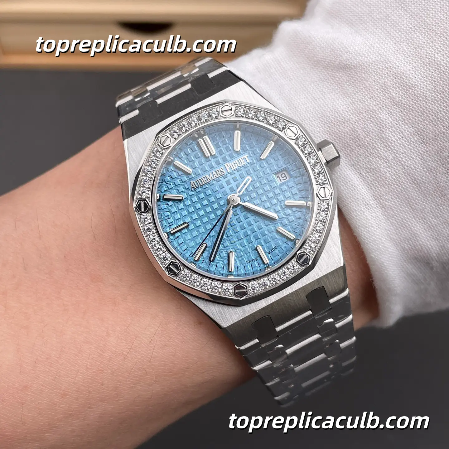 BF Factory Audemars Piguet Royal Oak 34MM 77451ST.ZZ.1361ST.03 Ice Blue “Grande Tapisserie” Dial Diamond Bezel Stainless Steel Bracelet Super Clone Watch with Quartz Movement - Image 2