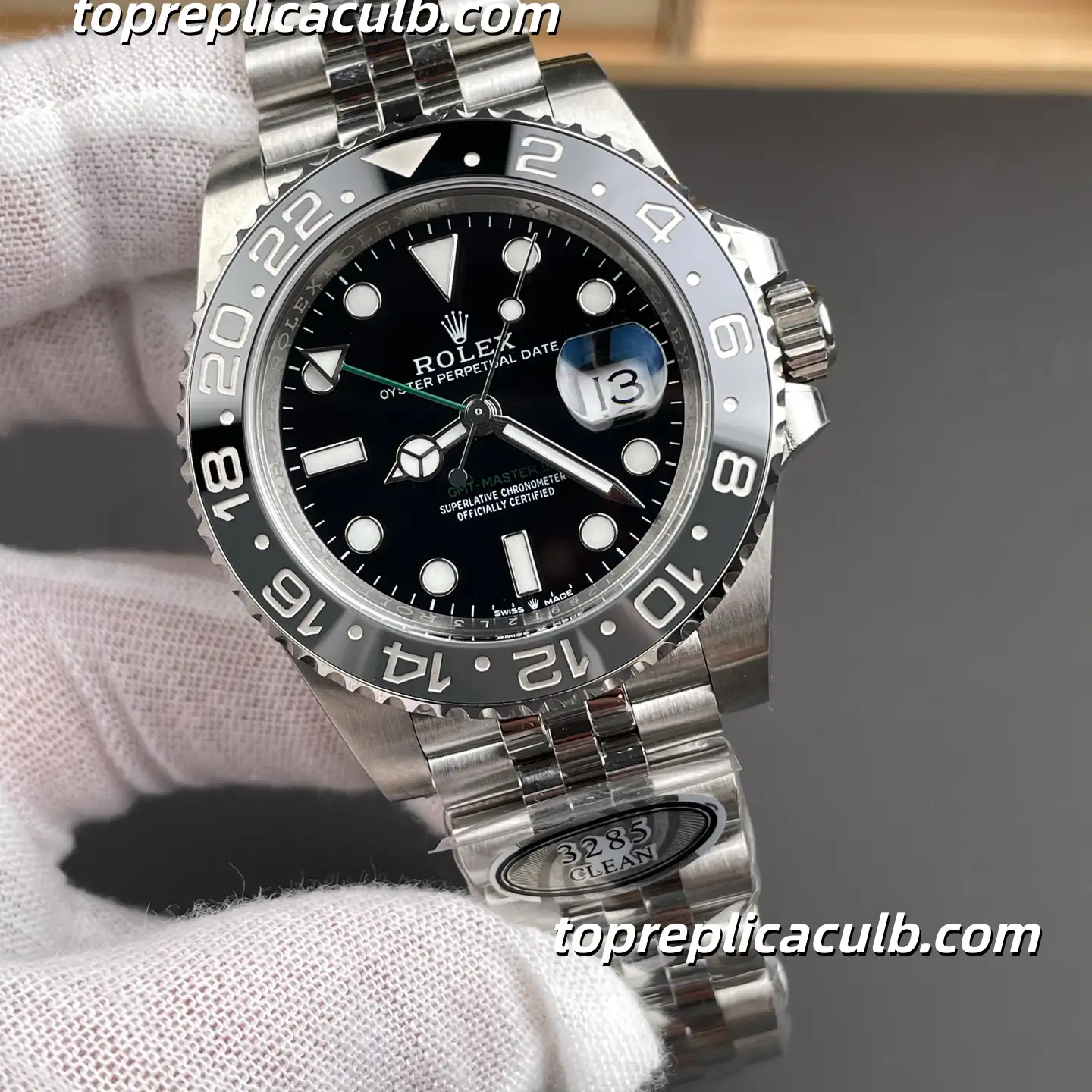 Clean Factory Rolex GMT-Master II “Bruce Wayne” 126710GRNR-0003 40MM Black Dial Black & Grey Ceramic Bezel Jubilee Bracelet Super Clone Watch with 3285 Movement - Image 4