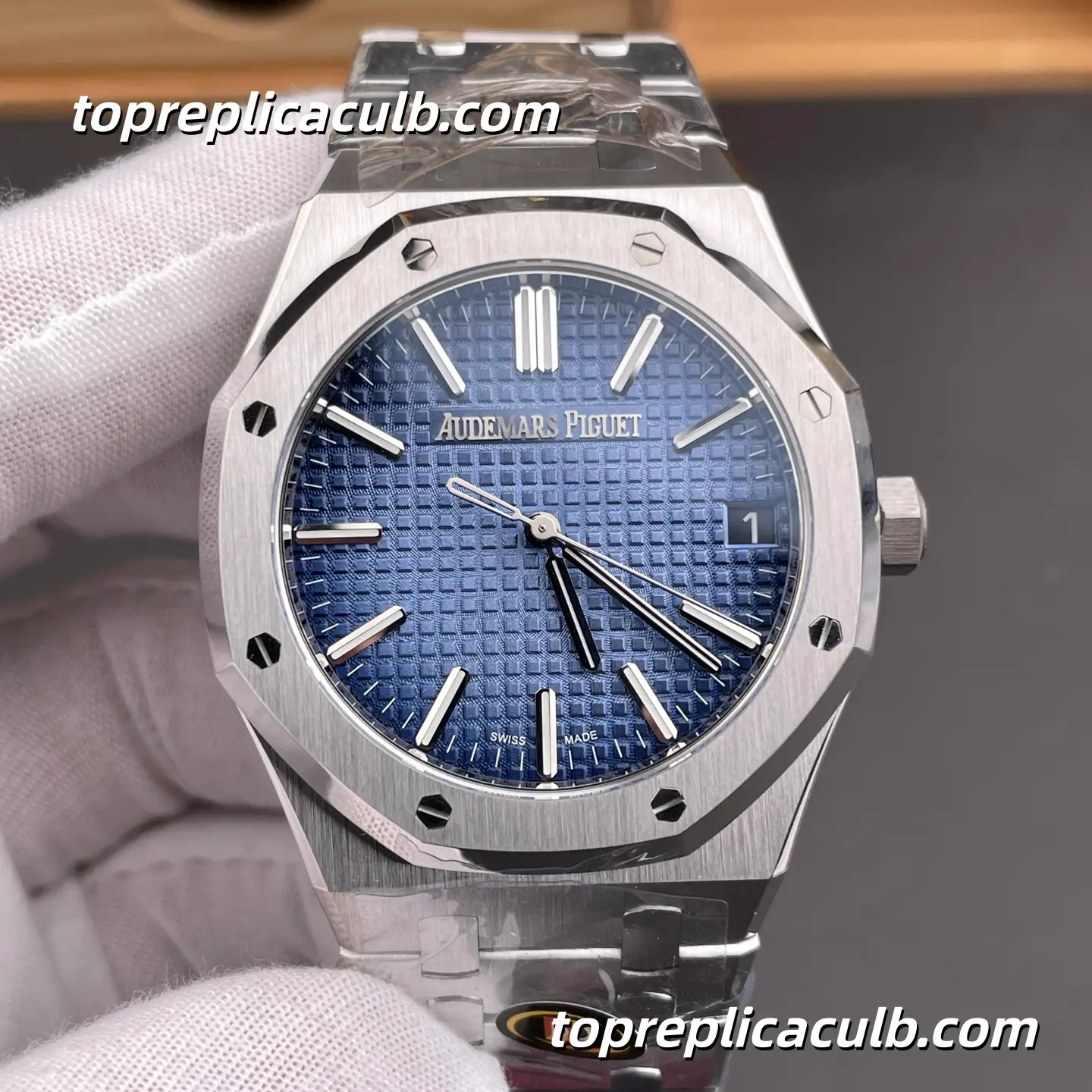 DDF Factory Audemars Piguet Royal Oak 41MM 15510BC.OO.1320BC.02 Ice Blue “Grande Tapisserie” Dial Super Clone Watch with Automatic Movement and Integrated Bracelet - Image 3