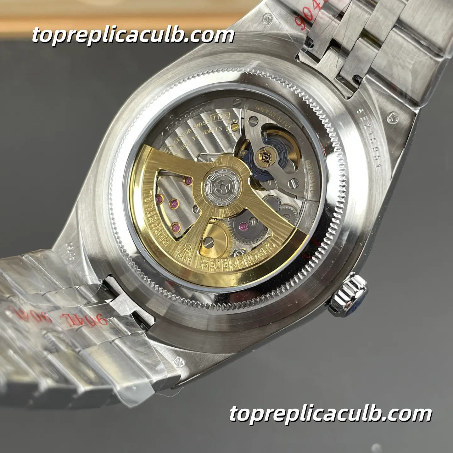 ES Factory Rolex Land-Dweller 127336-0001 40MM Ice Blue Honeycomb Dial Fluted Bezel Platinum Super Clone Watch with 7135 Movement - Image 9