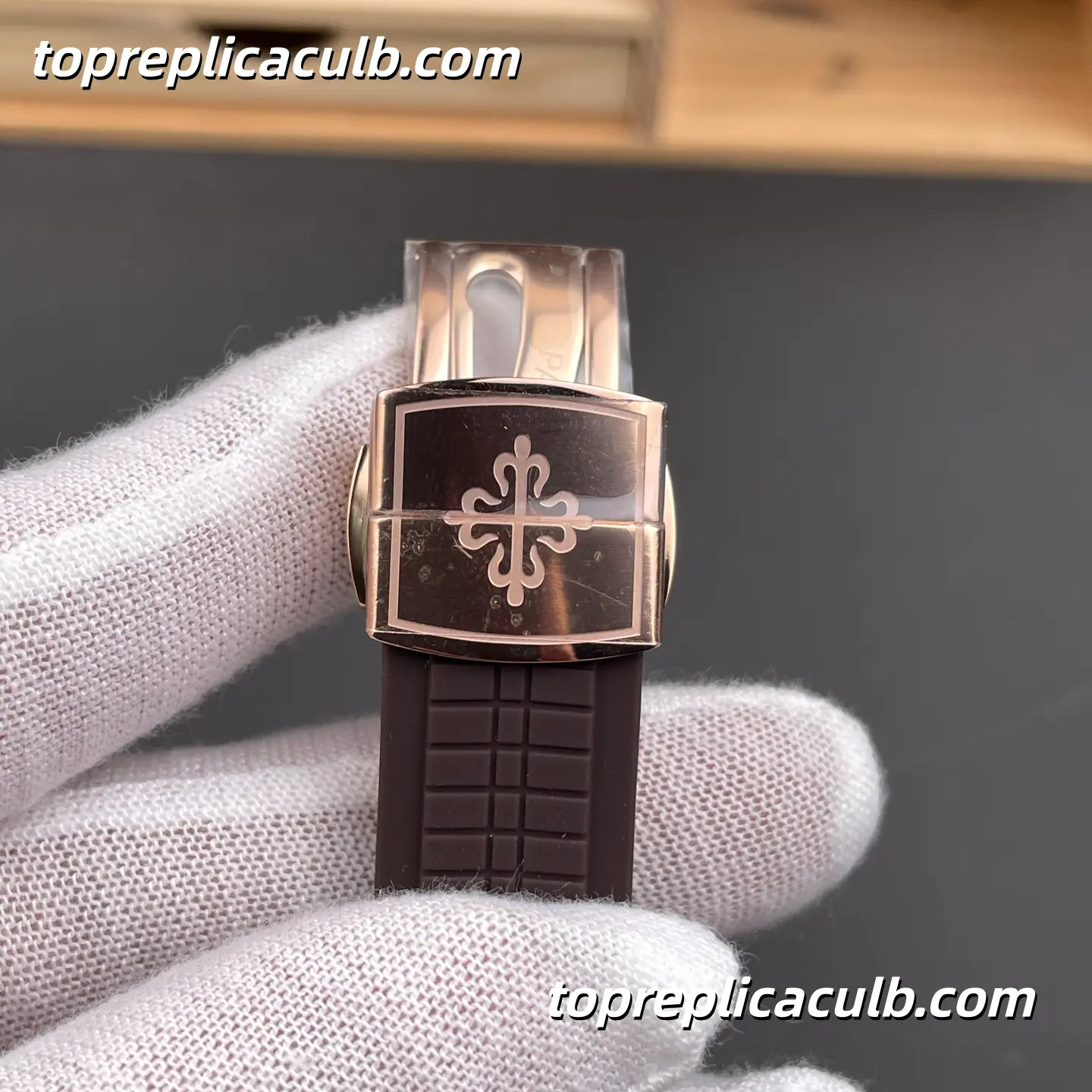 GR Factory Patek Philippe Aquanaut Luce 5268/200R-010 Super Clone Watch 38.8mm Dial Diamond Bezel Rose Gold Case Brown Tropical Rubber Strap Quartz Movement - Image 8