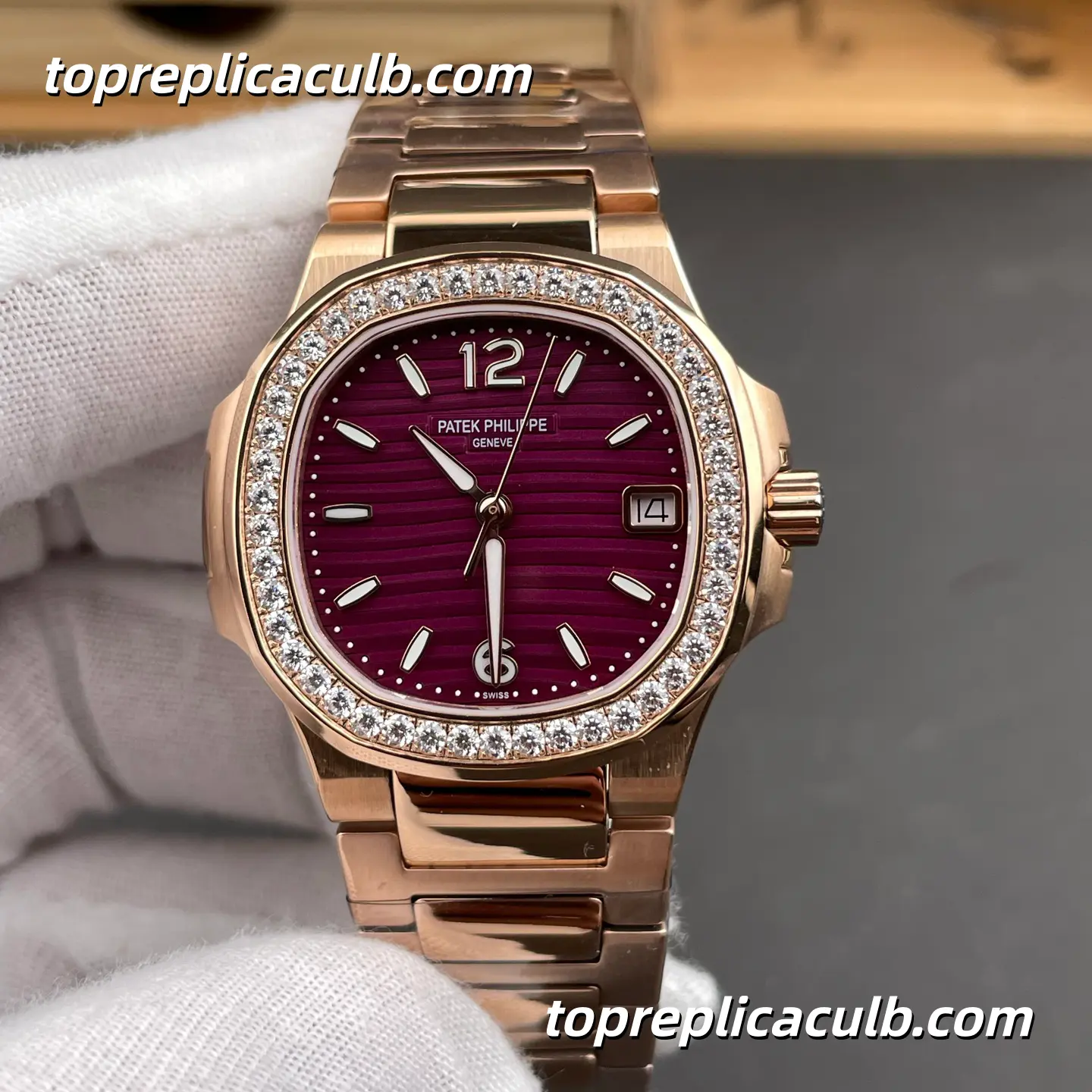 GR Factory Patek Philippe Nautilus Ladies Series 7010/1R-013 Super Clone Watch 32mm Purple Dial Diamond Bezel Rose Gold Bracelet Quartz Movement - Image 3