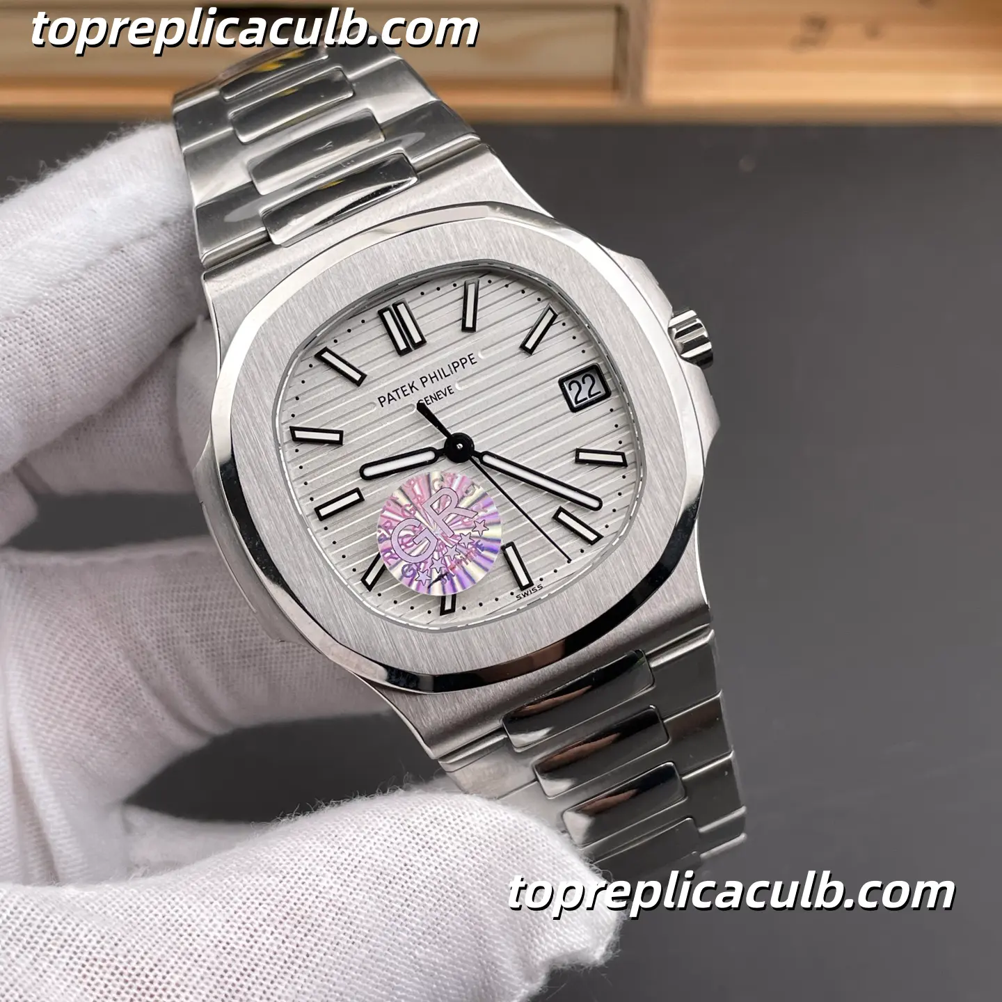 GR Factory Patek Philippe Nautilus Series 5711/1A-011 Super Clone Watch 40mm White Dial Stainless Steel Case & Bracelet Automatic Movement - Image 4