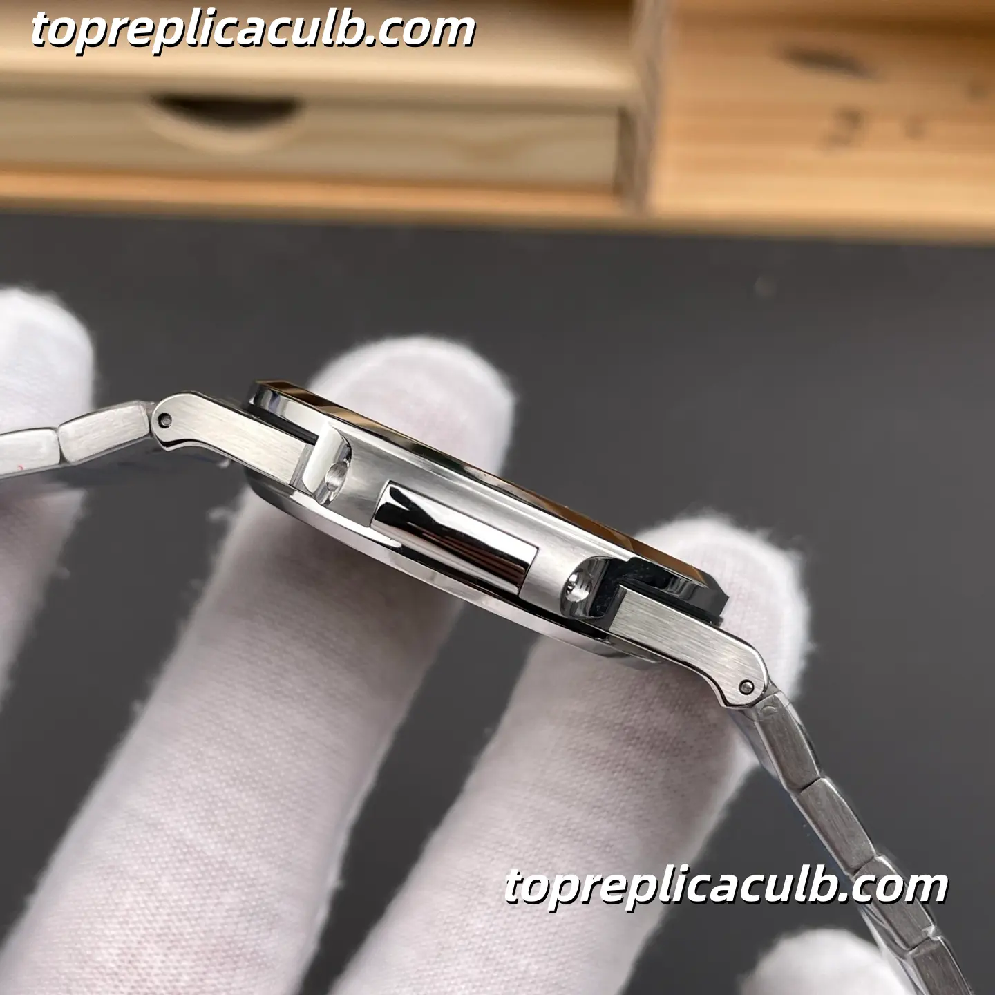 GR Factory Patek Philippe Nautilus Series 5711/1A-011 Super Clone Watch 40mm White Dial Stainless Steel Case & Bracelet Automatic Movement - Image 7
