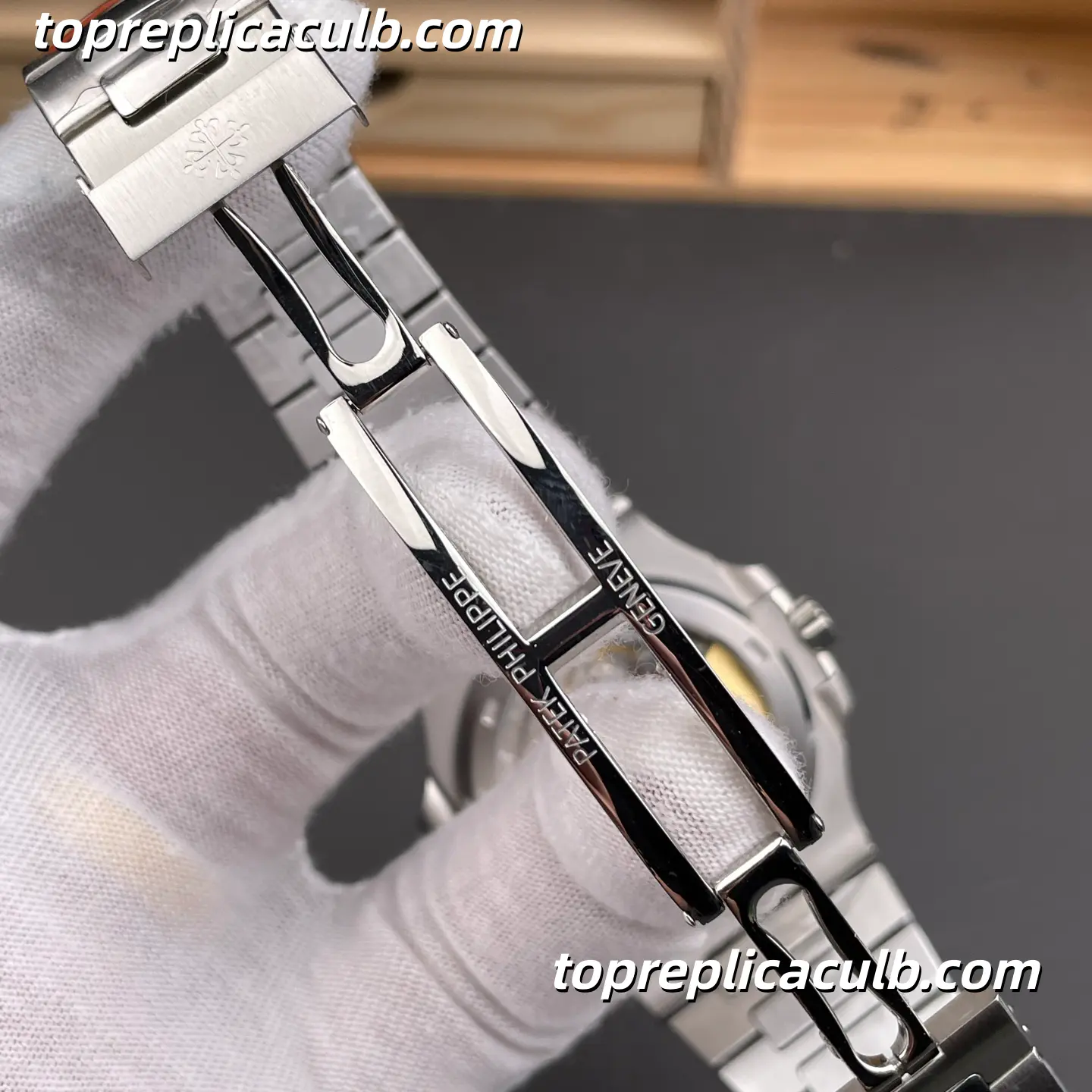 GR Factory Patek Philippe Nautilus Series 5711/1A-011 Super Clone Watch 40mm White Dial Stainless Steel Case & Bracelet Automatic Movement - Image 8