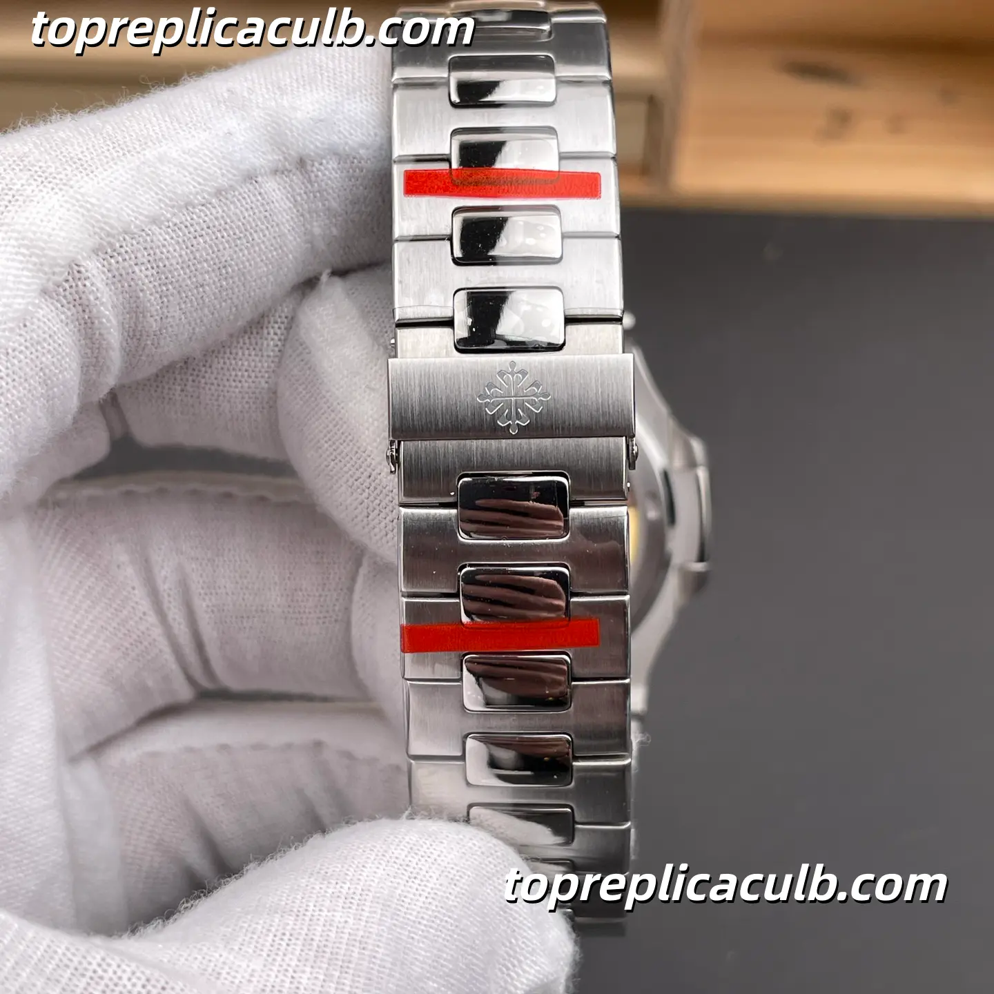 GR Factory Patek Philippe Nautilus Series 5711/1A-011 Super Clone Watch 40mm White Dial Stainless Steel Case & Bracelet Automatic Movement - Image 9