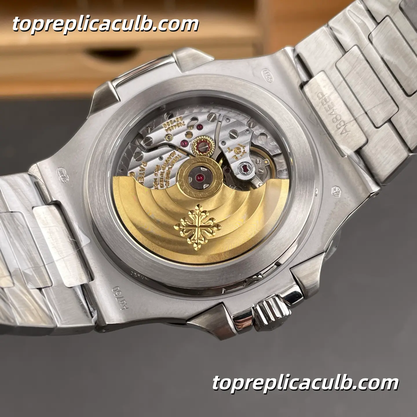 GR Factory Patek Philippe Nautilus Series 5811/1G-001 Super Clone Watch 41mm Blue Dial Stainless Steel Bracelet Automatic Movement - Image 5