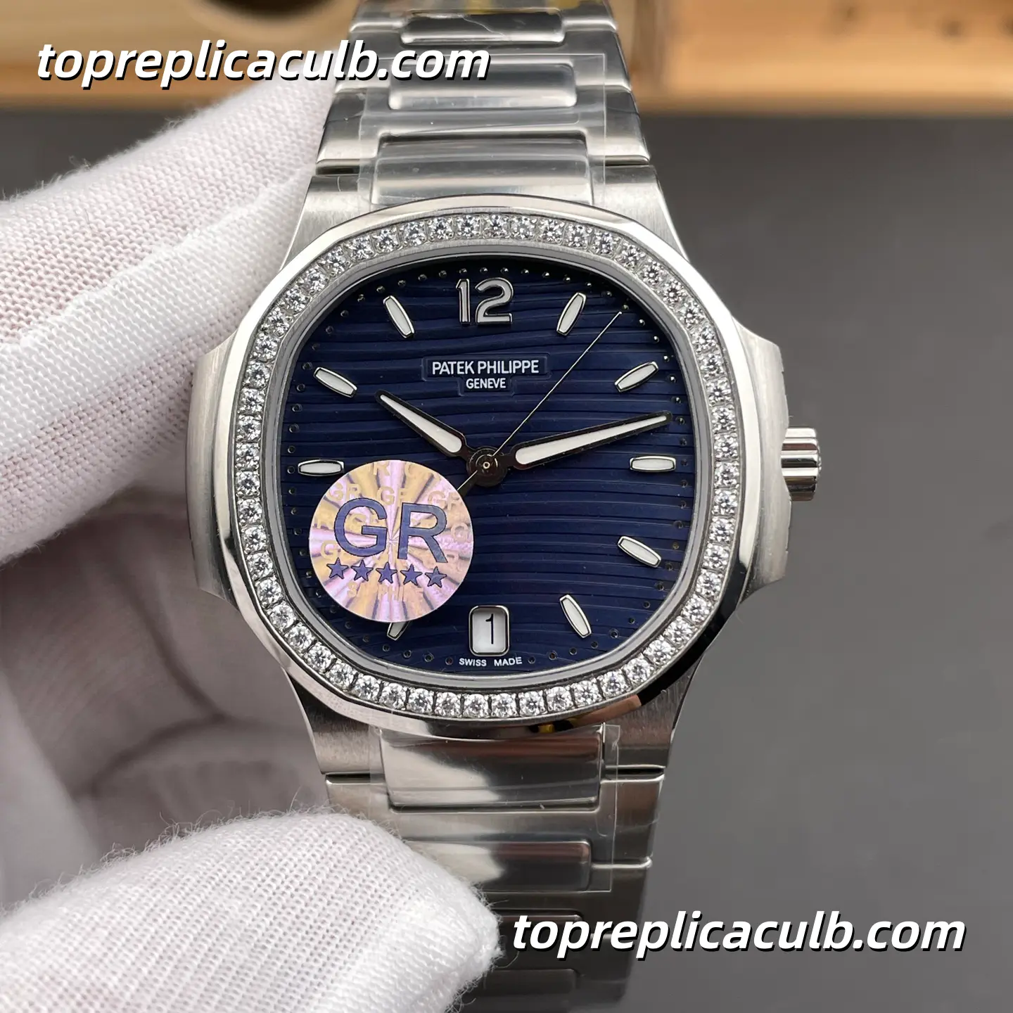 GR Factory Patek Philippe Nautilus Series 7118/1200A-001 Diamond Bezel Super Clone Watch 35.2mm Blue Dial Stainless Steel Case & Bracelet Automatic Movement - Image 3