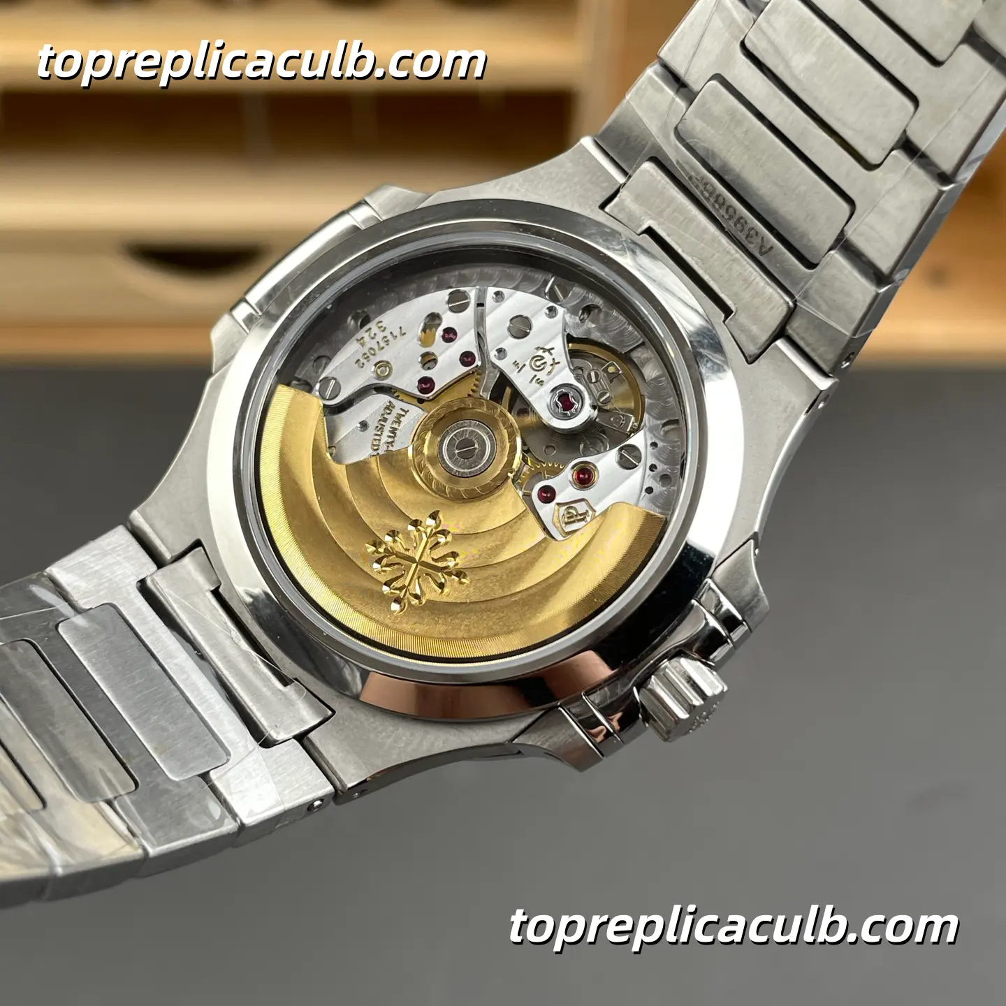 GR Factory Patek Philippe Nautilus Series 7118/1200A-001 Diamond Bezel Super Clone Watch 35.2mm Blue Dial Stainless Steel Case & Bracelet Automatic Movement - Image 5