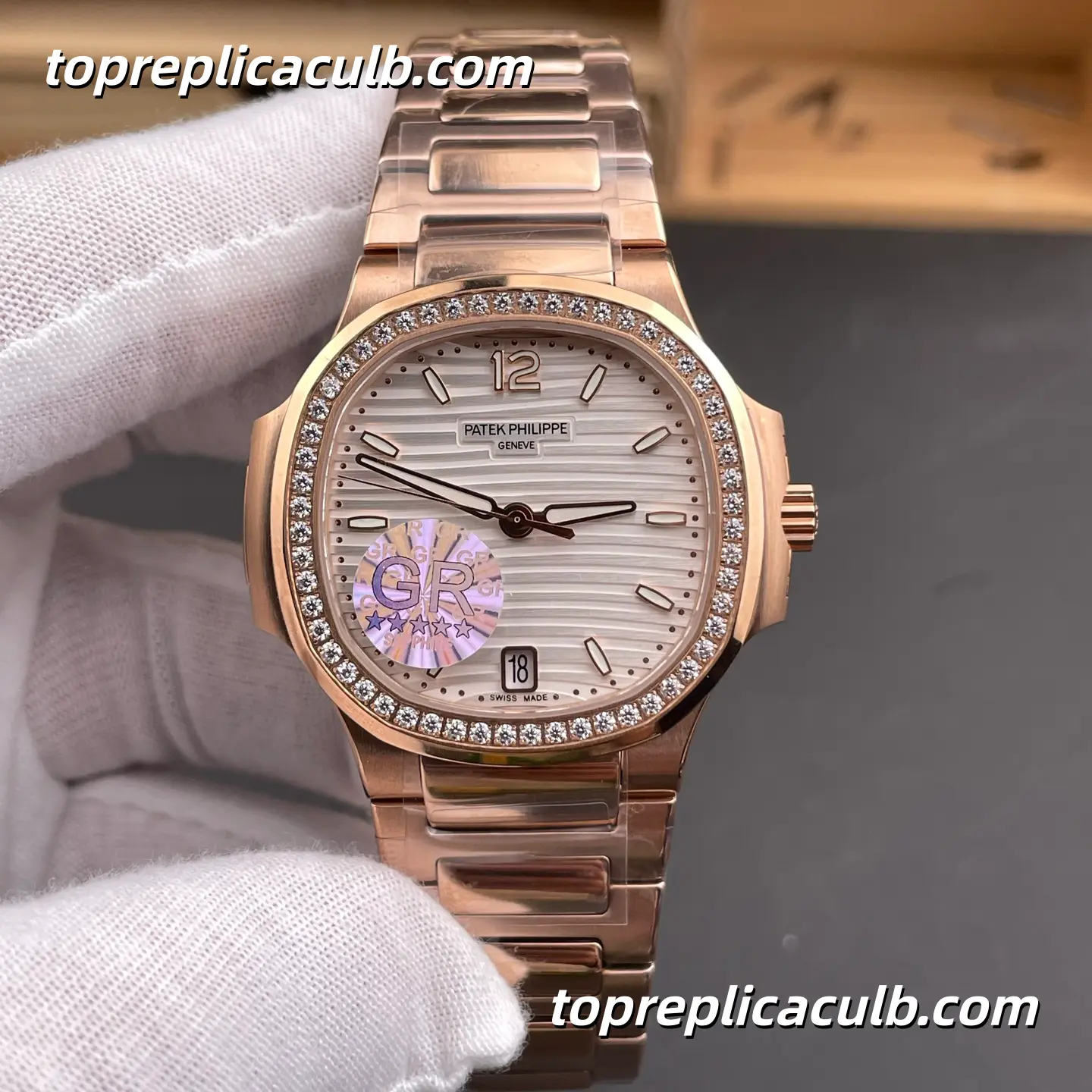 GR Factory Patek Philippe Nautilus Series 71181200R-001 Super Clone Watch