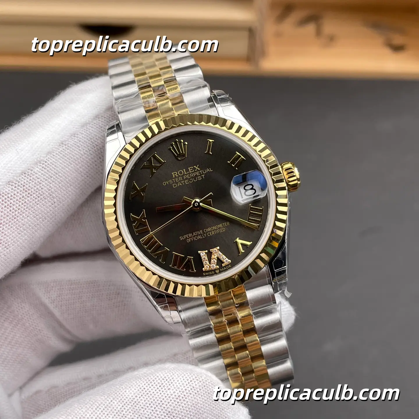 Rolex DateJust 31MM 278273-0018 Chocolate Roman Dial Two Tone Jubilee Bracelet Super Clone Watch with 2236 Movement - Image 4