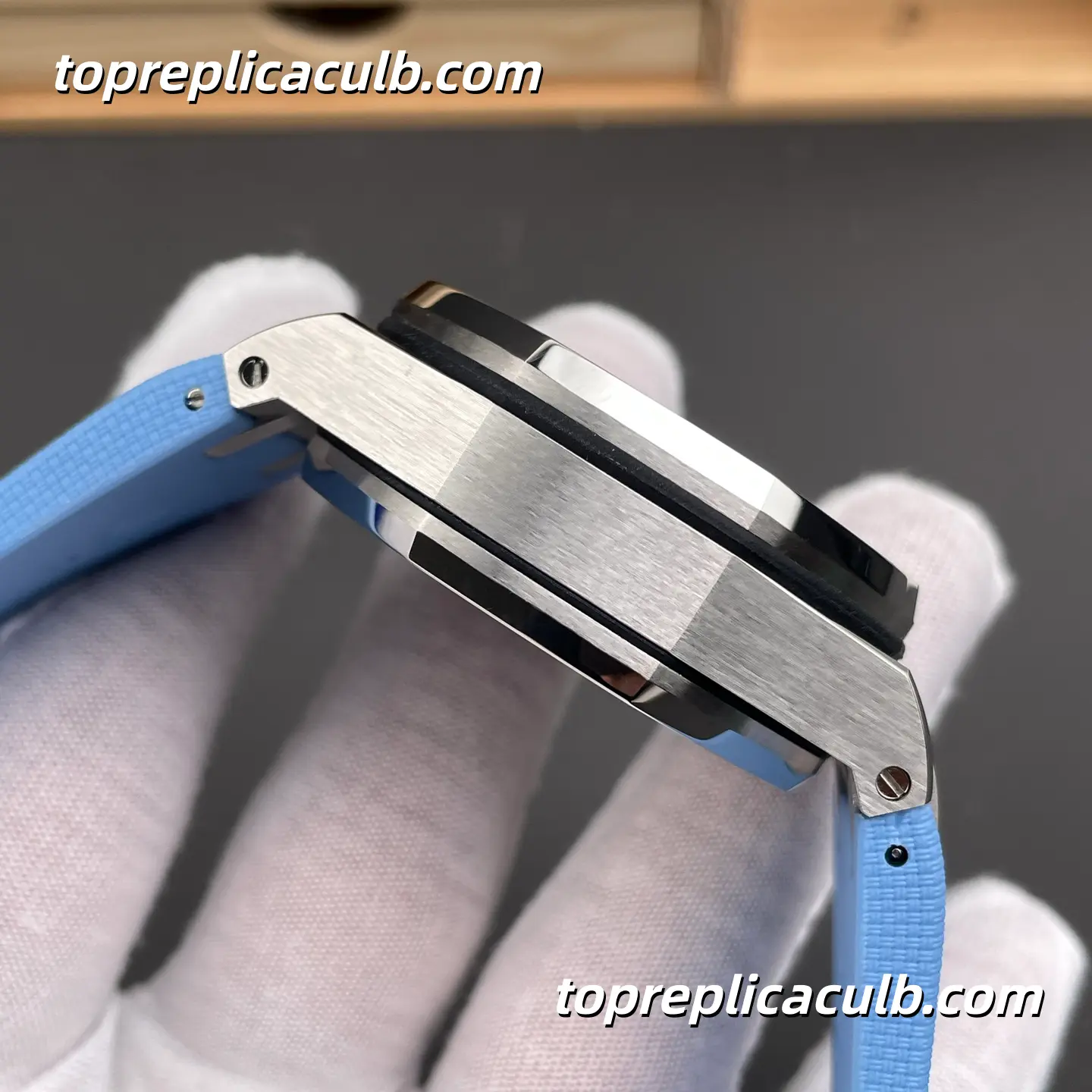 HB Factory Audemars Piguet Royal Oak Offshore Ref.26238ST.OO.A340CA.01 42MM Light Blue Dial Super Clone Watch with Blue Rubber Strap and 1:1 Chronograph Automatic Movement - Image 6