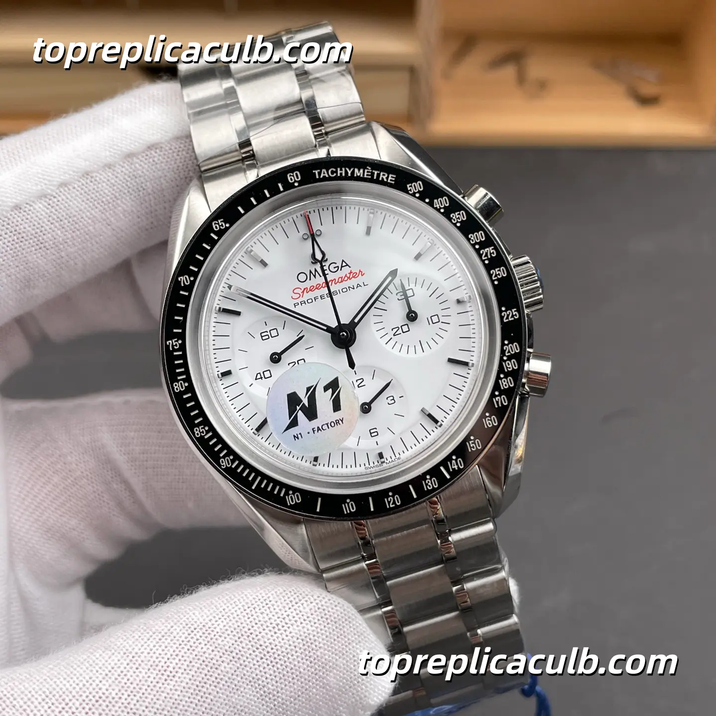 N1 Factory Omega Speedmaster Moonwatch “White Snoopy” Ref.310.30.42.50.04.001 42MM White Dial Black Bezel Stainless Steel Bracelet Super Clone Watch With 1:1 Replica 3861 Movement - Image 4
