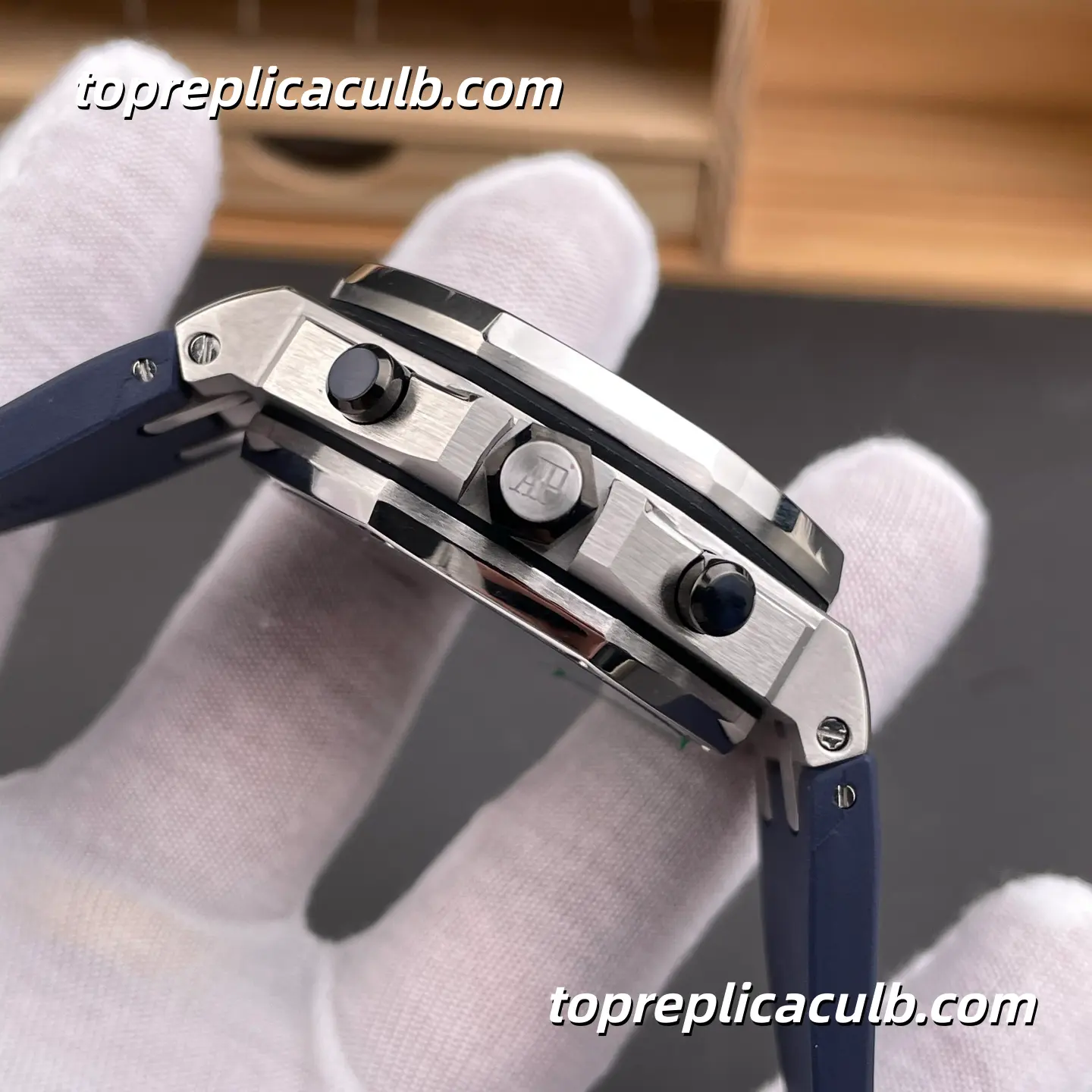 OMF Factory Audemars Piguet Royal Oak Offshore Chronograph 42MM 26170ST.OO.D305CR.01 White “Méga Tapisserie” Dial Stainless Steel Super Clone Watch with Blue Rubber Strap and 1:1 Replica Movement - Image 5