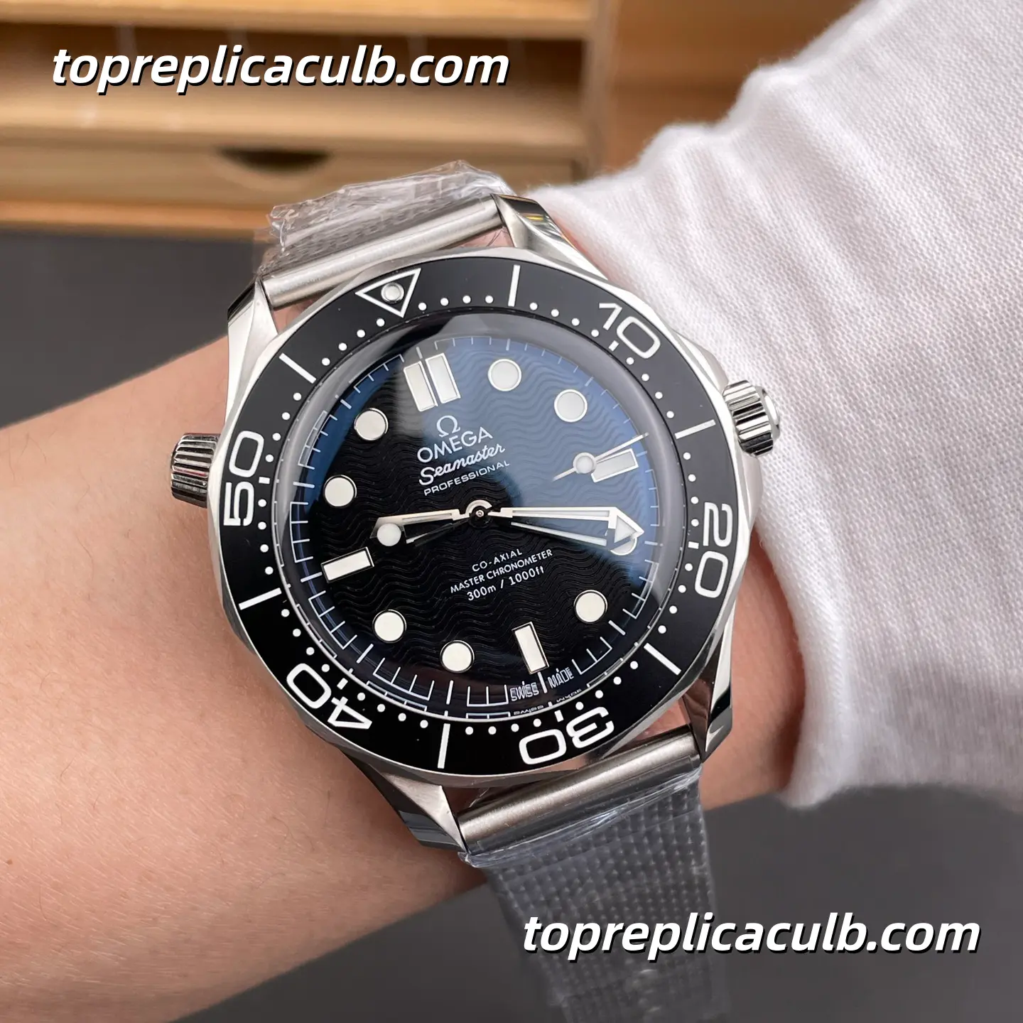 OR Factory Omega Seamaster Diver 300M Ref.210.30.42.20.01.010 42MM Black Wave Dial Mesh Bracelet 8806 Movement Super Clone Watch - Image 2