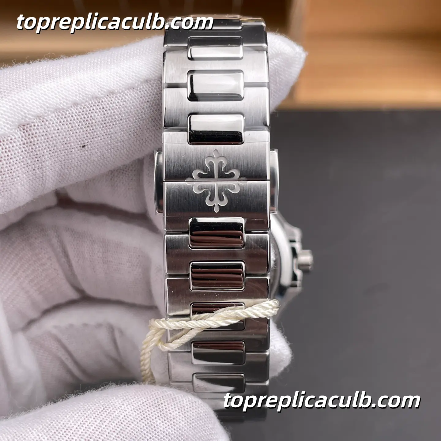 PPF Factory Patek Philippe Nautilus Ladies 7118/1200A-001 Diamond Bezel Super Clone Watch 35.2mm Blue Wave Dial Stainless Steel Bracelet Automatic Movement - Image 9