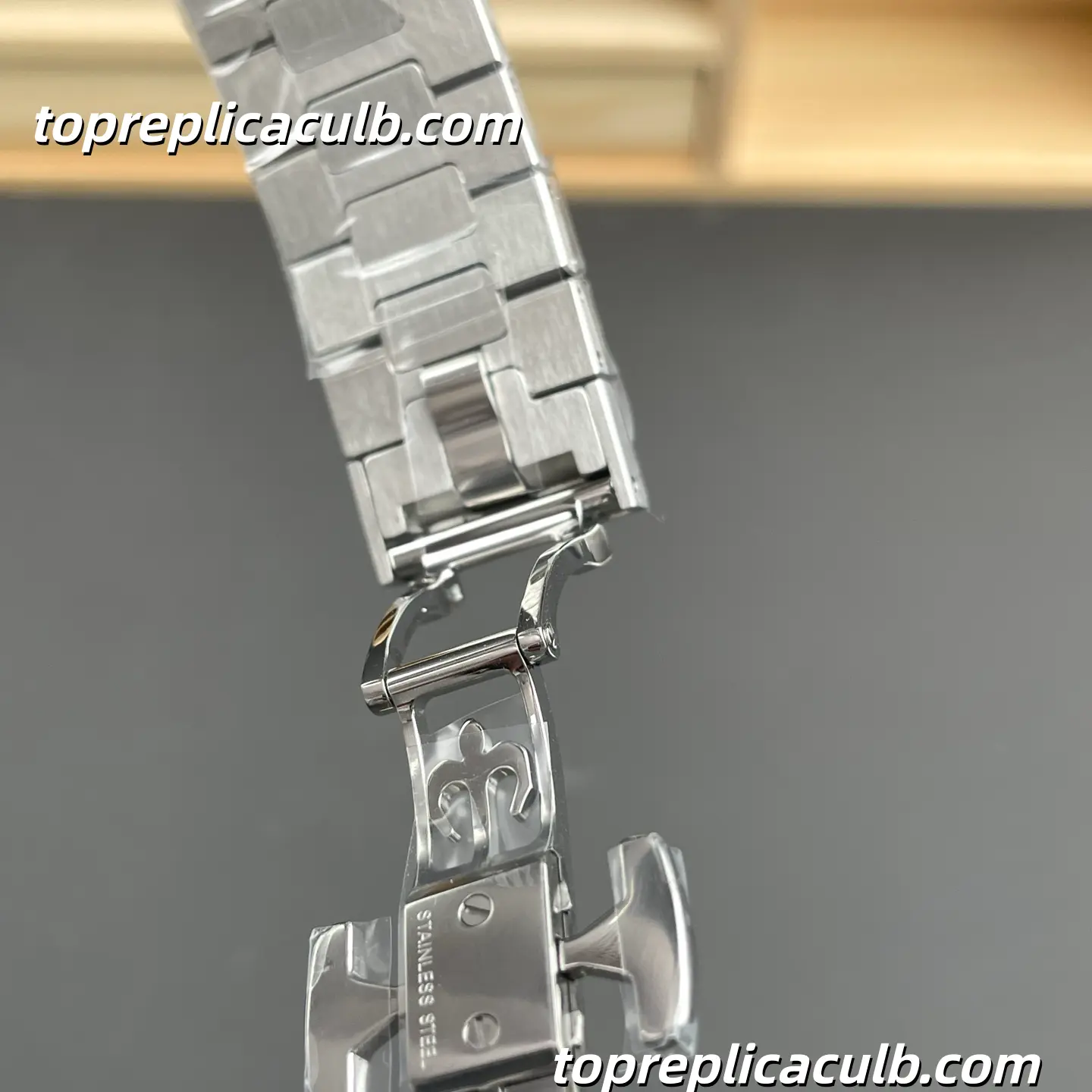 PPF Factory Patek Philippe Nautilus Series 5712/1A-001 Moonphase Super Clone Watch 40mm Blue Gradient Dial Stainless Steel Case & Bracelet Automatic Movement - Image 8