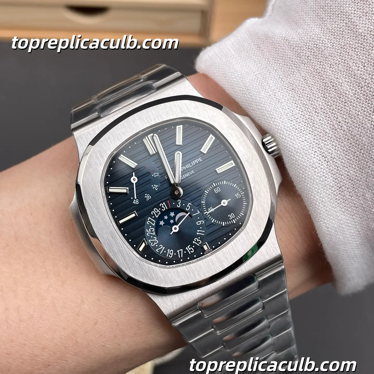 PPF Factory Patek Philippe Nautilus Series 5712/1A-001 Moonphase Super Clone Watch 40mm Blue Gradient Dial Stainless Steel Case & Bracelet Automatic Movement - Image 2
