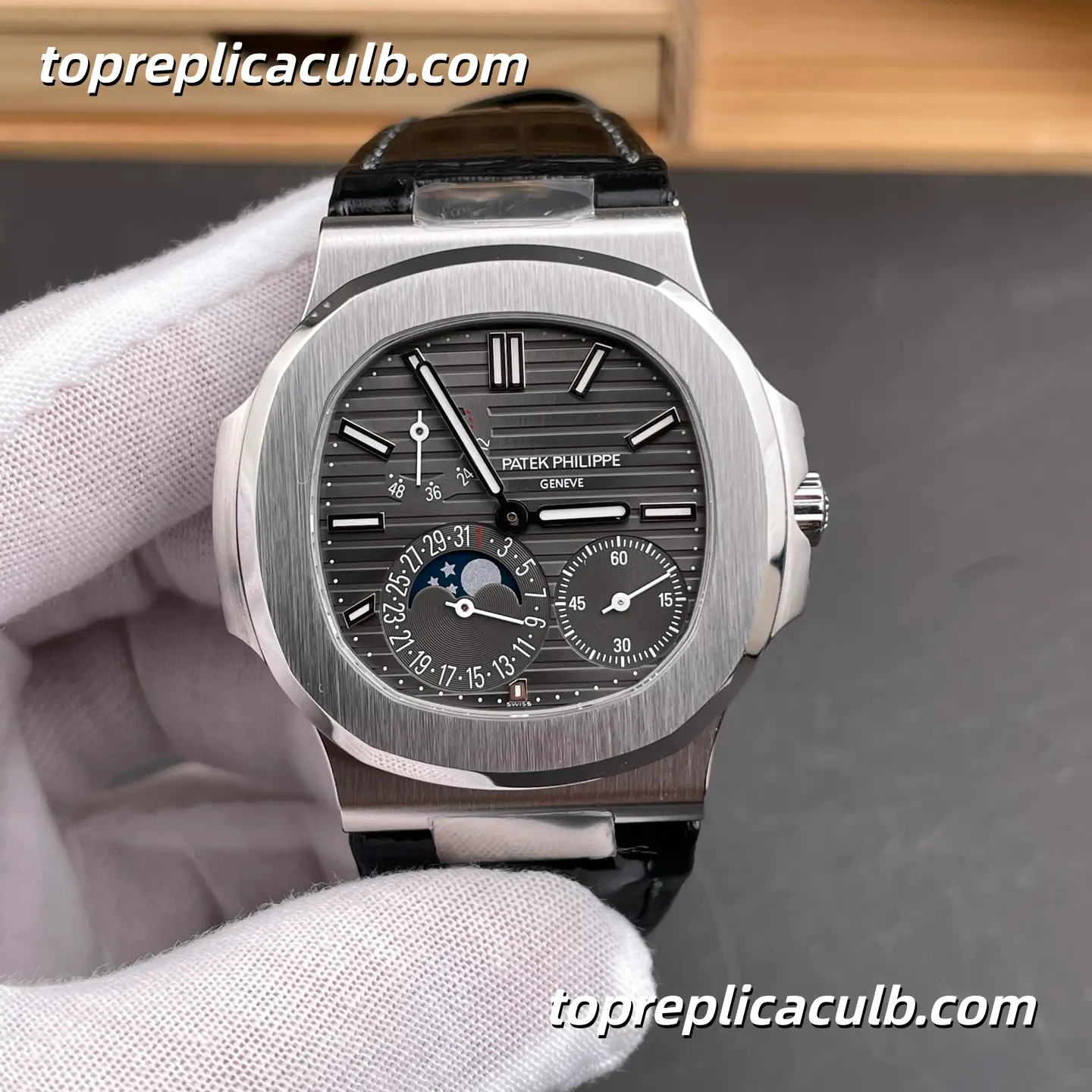 PPF Factory Patek Philippe Nautilus Series 5712G-001 Super Clone Watch