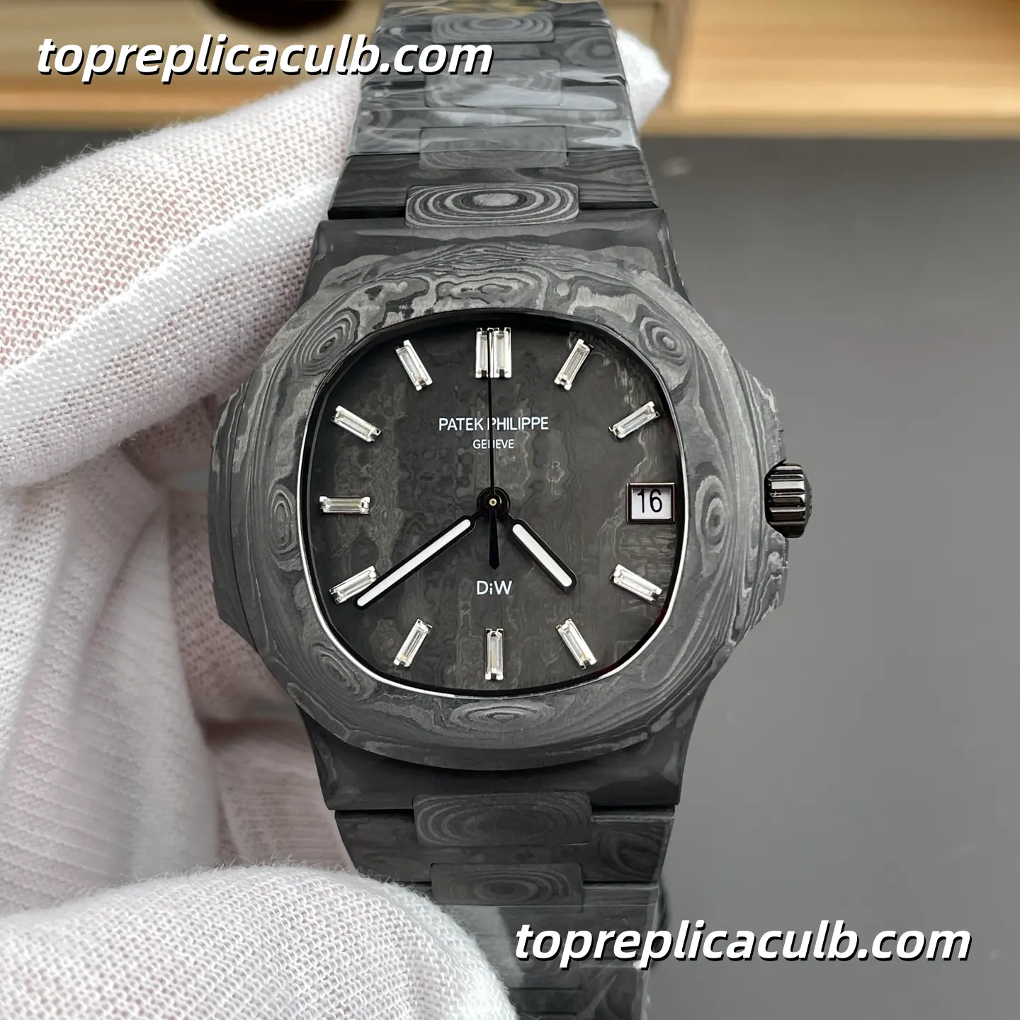 Patek Philippe Nautilus 5711 DIW Full Carbon Fiber Custom Super Clone Watch 40mm Black Textured Dial Full Carbon Fiber Case & Bracelet Citizen 9015 Automatic Movement