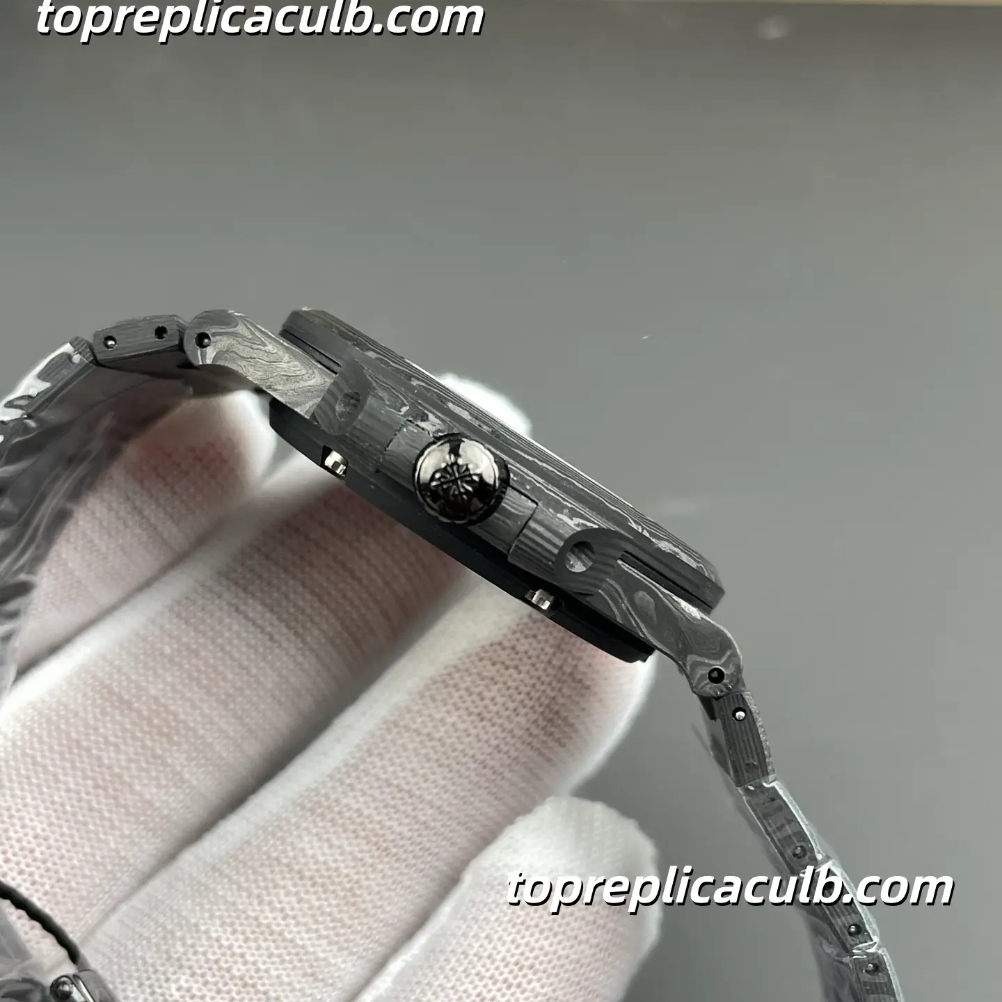Patek Philippe Nautilus 5711 DIW Full Carbon Fiber Custom Super Clone Watch 40mm Black Textured Dial Full Carbon Fiber Case & Bracelet Citizen 9015 Automatic Movement - Image 6