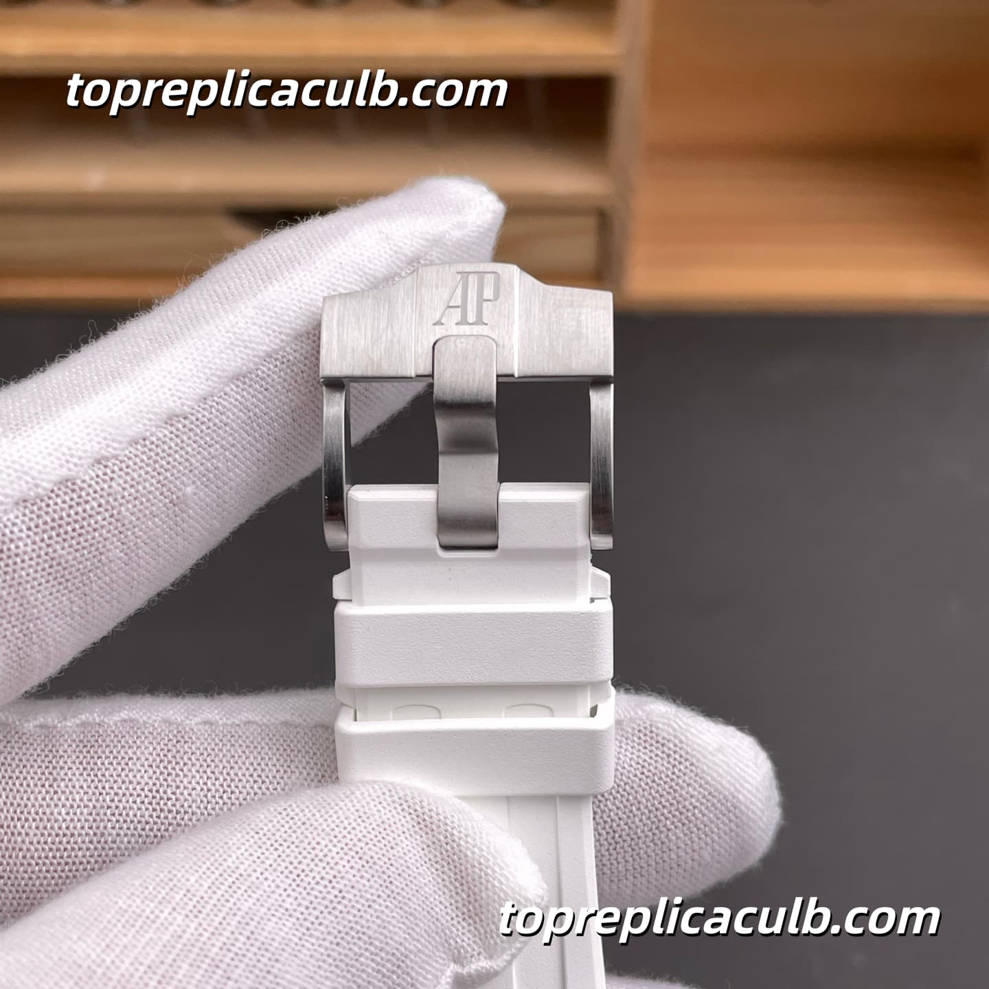 RXW Factory Audemars Piguet Royal Oak Offshore Lady 37MM 67540SK.ZZ.A010CA.01 White Tapisserie Dial Diamond Bezel White Rubber Strap Super Clone Watch with 2714 Quartz Movement - Image 7