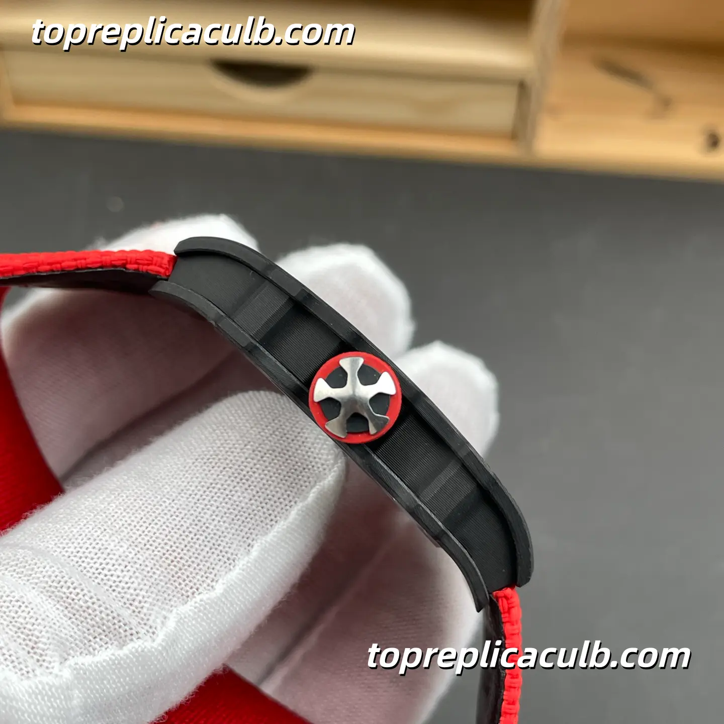 Richard Mille RM67-02 Italy Edition Carbon Fiber Case 47x9.27MM Red Strap Ultra-Thin 1:1 Integrated Movement Super Clone Watch - Image 7