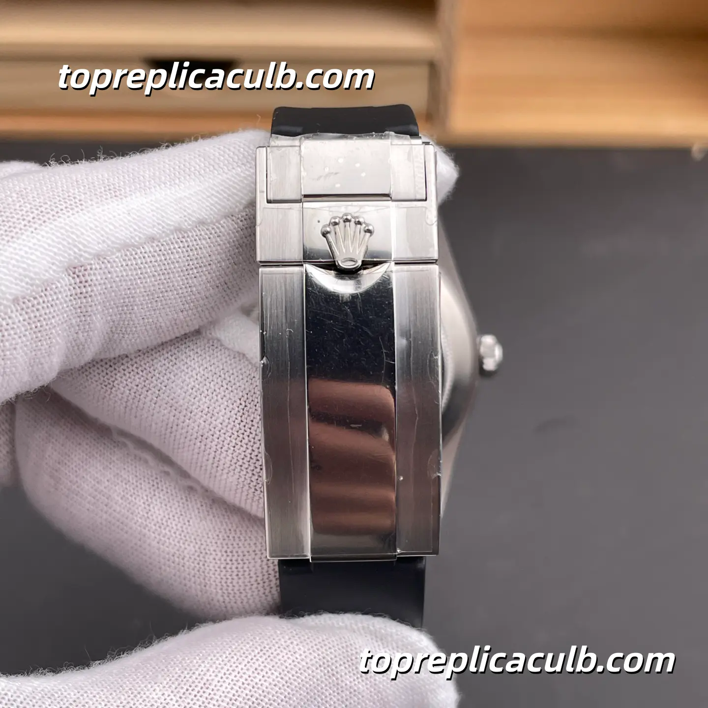 Rolex Air-King 40MM 126900-0001 Black Dial Oysterflex Rubber Strap Super Clone Watch - Image 8