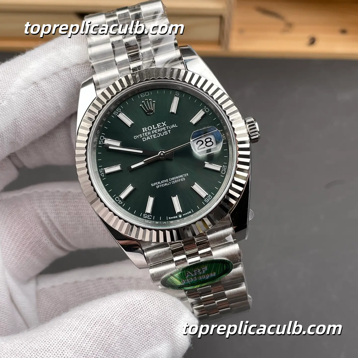 Rolex DateJust 41MM 126334-0028 Mint Green Dial Jubilee Bracelet Super Clone Watch with 3235 Movement - Image 4