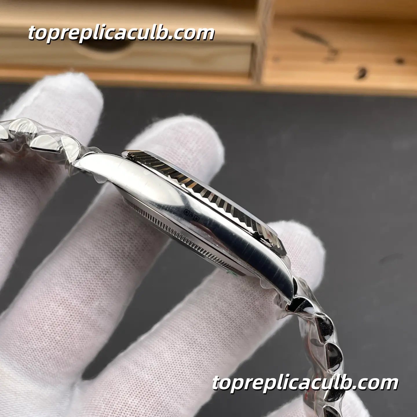 Rolex DateJust 41MM 126334-0028 Mint Green Dial Jubilee Bracelet Super Clone Watch with 3235 Movement - Image 6