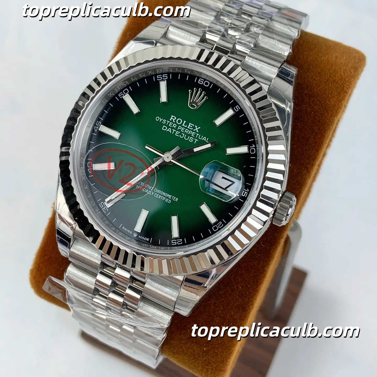Rolex Datejust 126334-0033 41MM Green Sunburst Dial Fluted Bezel Jubilee Bracelet Super Clone Watch with 3235 Movement - Image 4